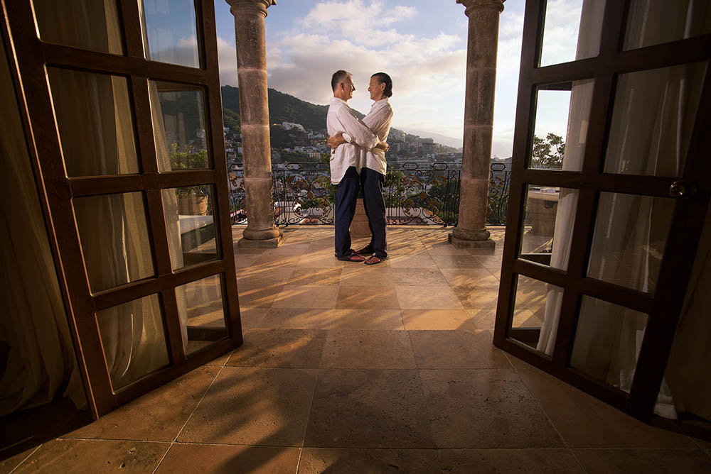 Professional photographer – Celeration of love at Casa Kimberly, Puerto Vallarta Professional photographer – Celeration of love at Casa Kimberly, Puerto Vallarta