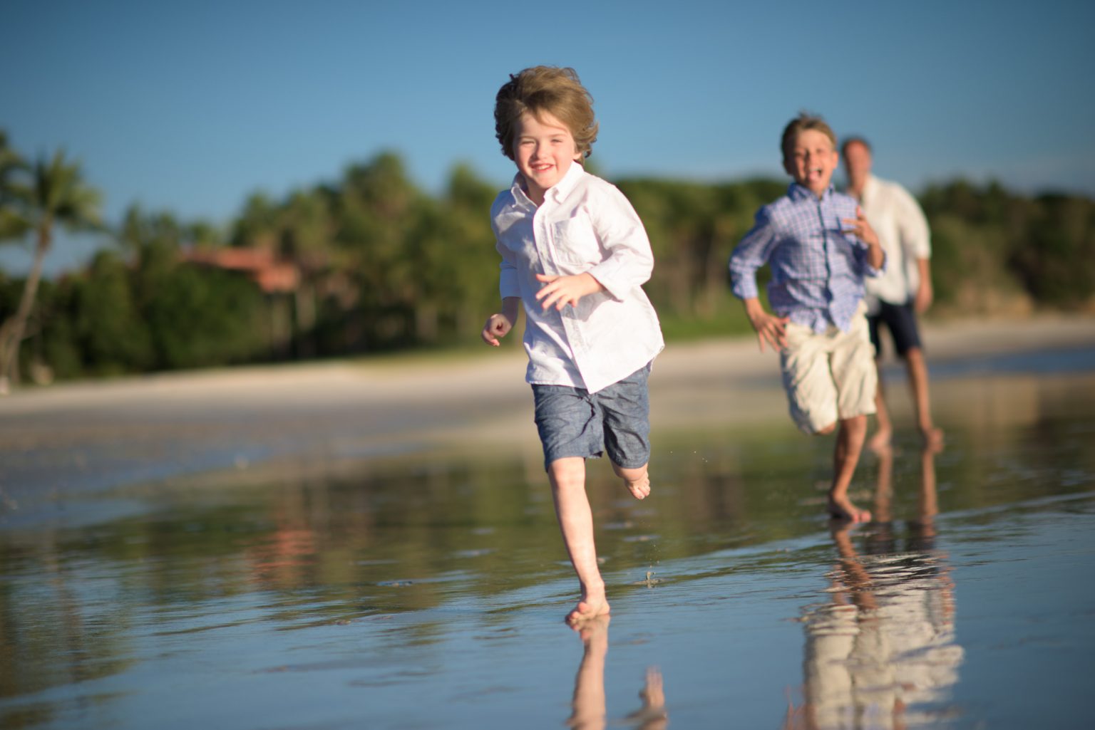 Family photo session at Rancho 11, Punta Mita — photo 2