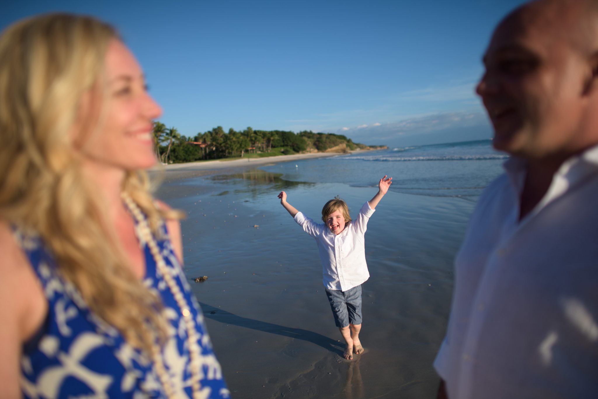 Family photo session at Rancho 11, Punta Mita — photo 37