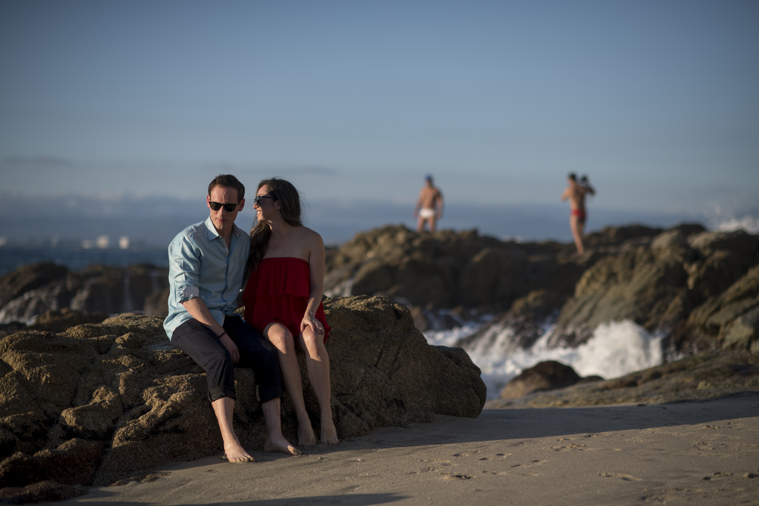 Retratos de compromiso en las rocas de Playa Vallarta