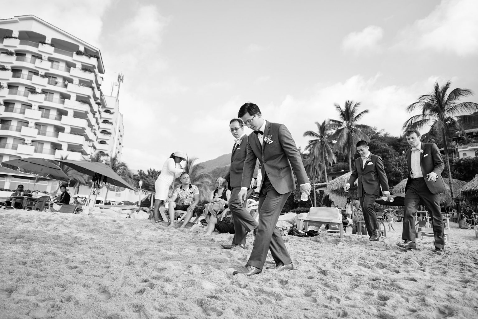 Karen & Leo — wedding at Villa Mandarinas, Puerto Vallarta — photo 34