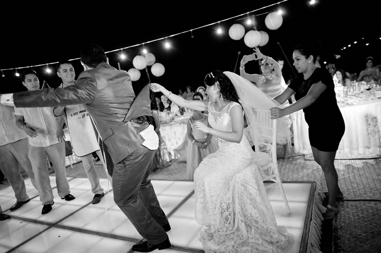 Carina & Ricardo — wedding at Grand Velas Vallarta — photo 86