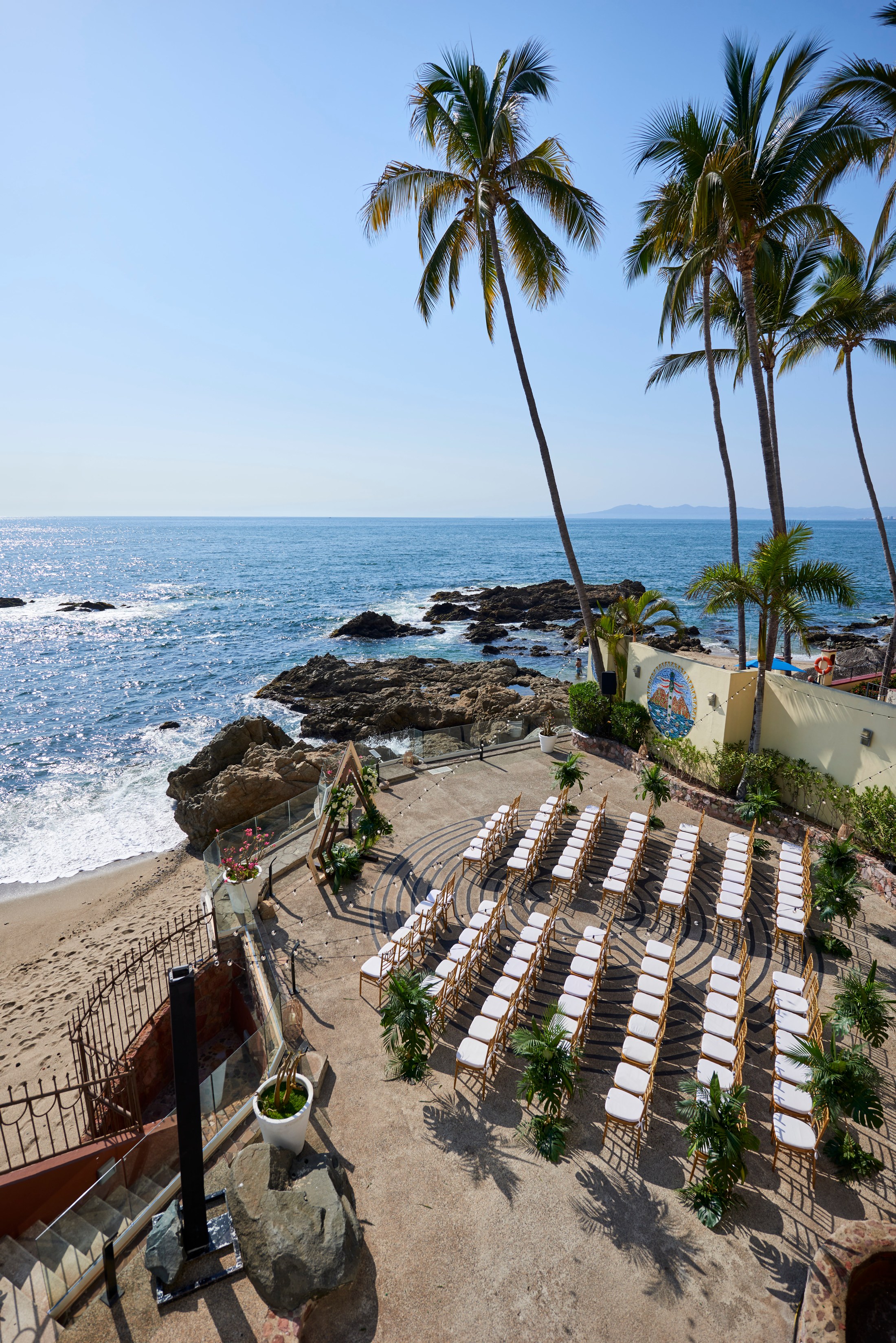 Ceremonia de boda entre hombres en una villa frente al mar en Puerto Vallarta — Anthony & Farzad — foto 15