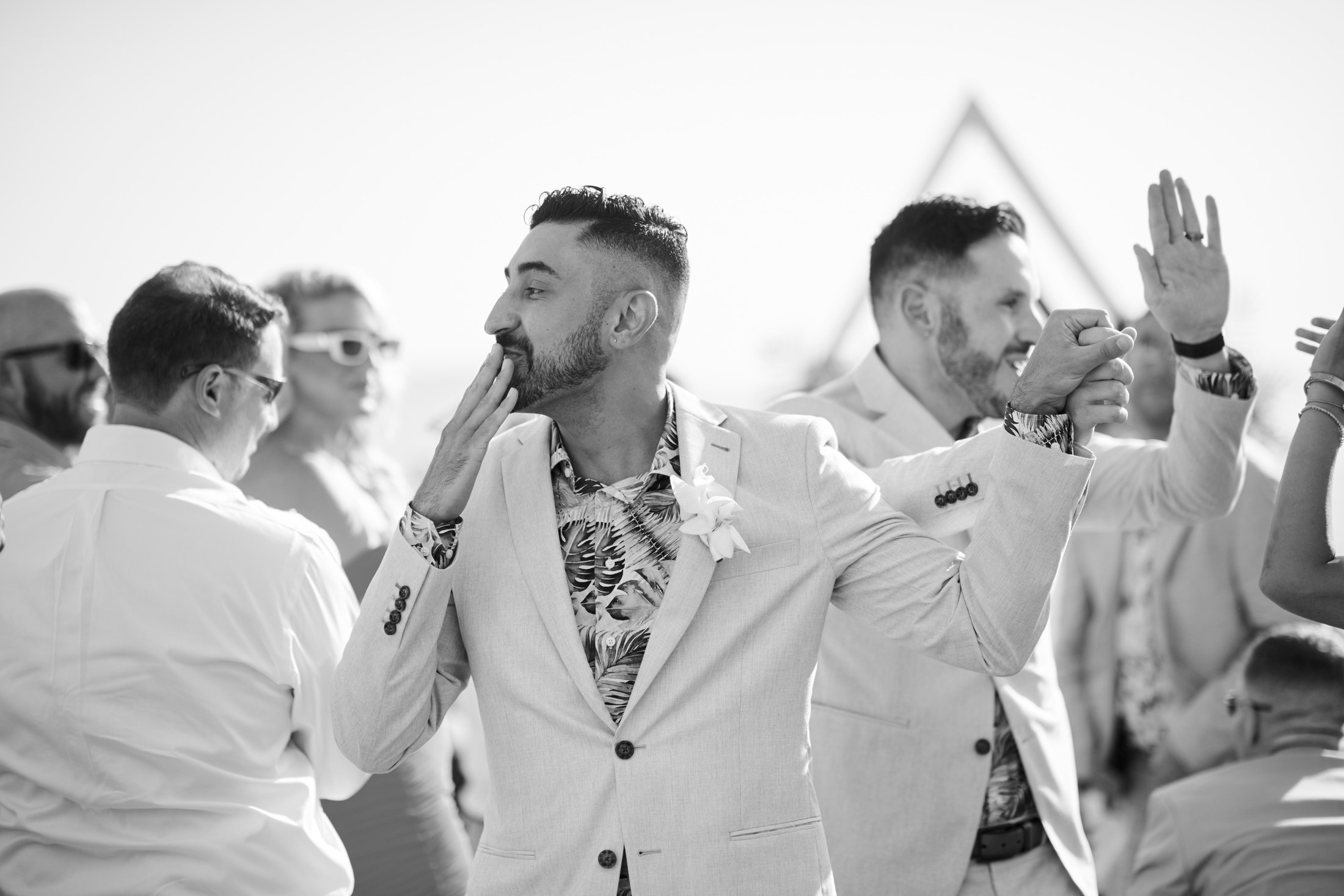 Ceremonia de boda entre hombres en una villa frente al mar en Puerto Vallarta — Anthony & Farzad — foto 101