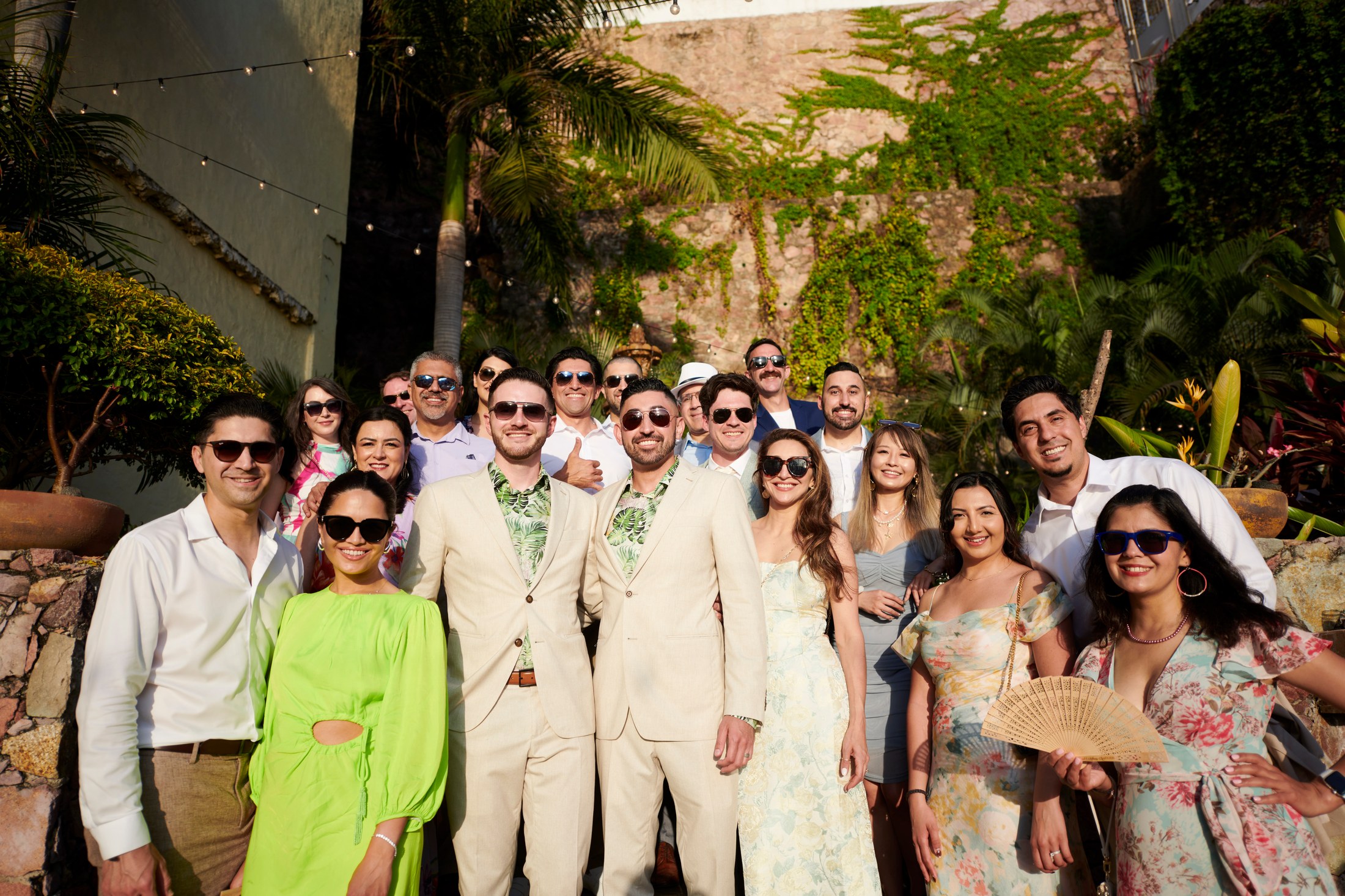 Ceremonia de boda entre hombres en una villa frente al mar en Puerto Vallarta — Anthony & Farzad — foto 147