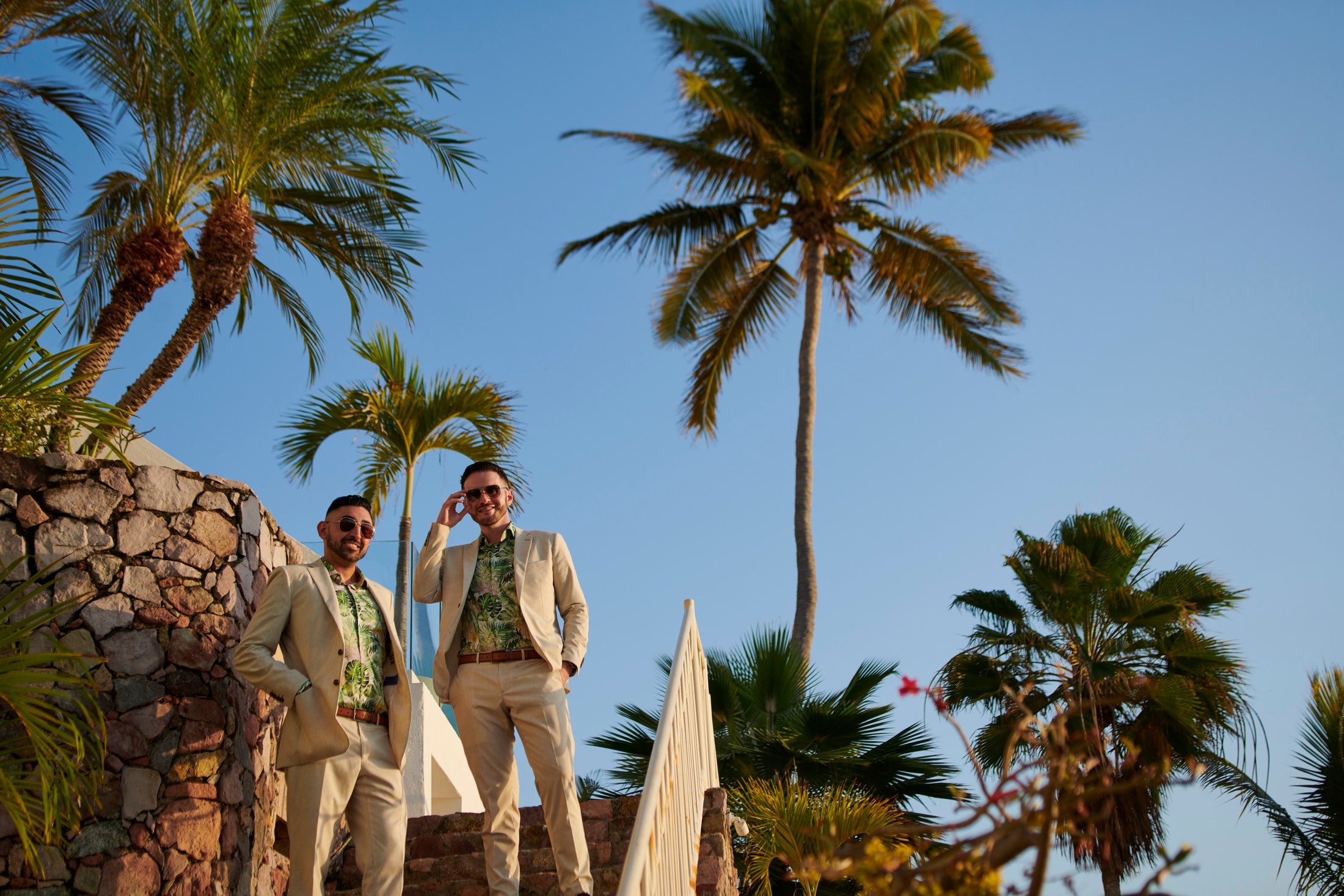 Ceremonia de boda entre hombres en una villa frente al mar en Puerto Vallarta — Anthony & Farzad — foto 164
