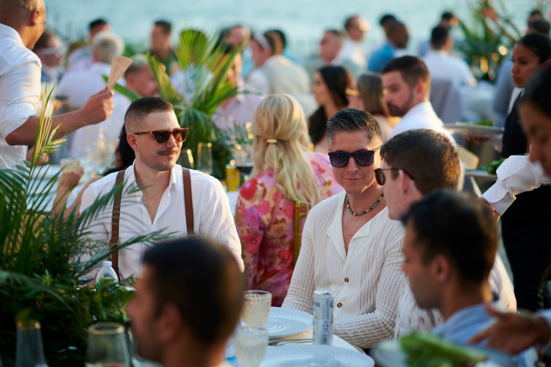 Ceremonia de boda entre hombres en una villa frente al mar en Puerto Vallarta — Anthony & Farzad — foto 183