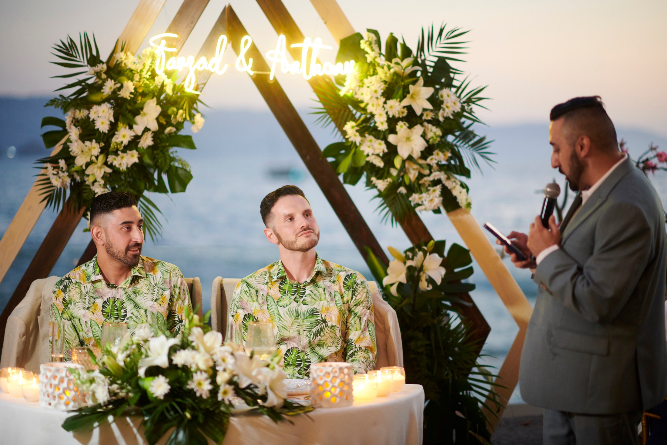 Ceremonia de boda entre hombres en una villa frente al mar en Puerto Vallarta — Anthony & Farzad — foto 191