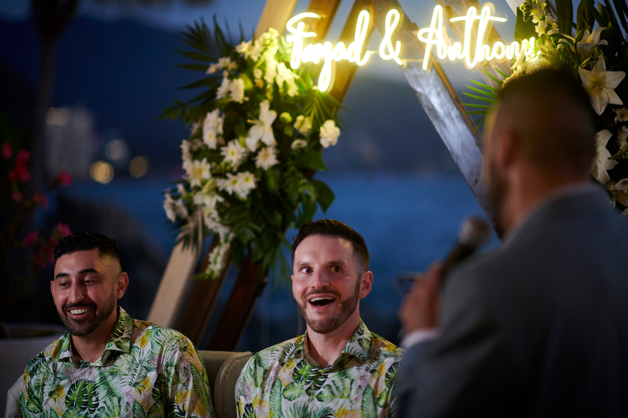 Ceremonia de boda entre hombres en una villa frente al mar en Puerto Vallarta — Anthony & Farzad — foto 193