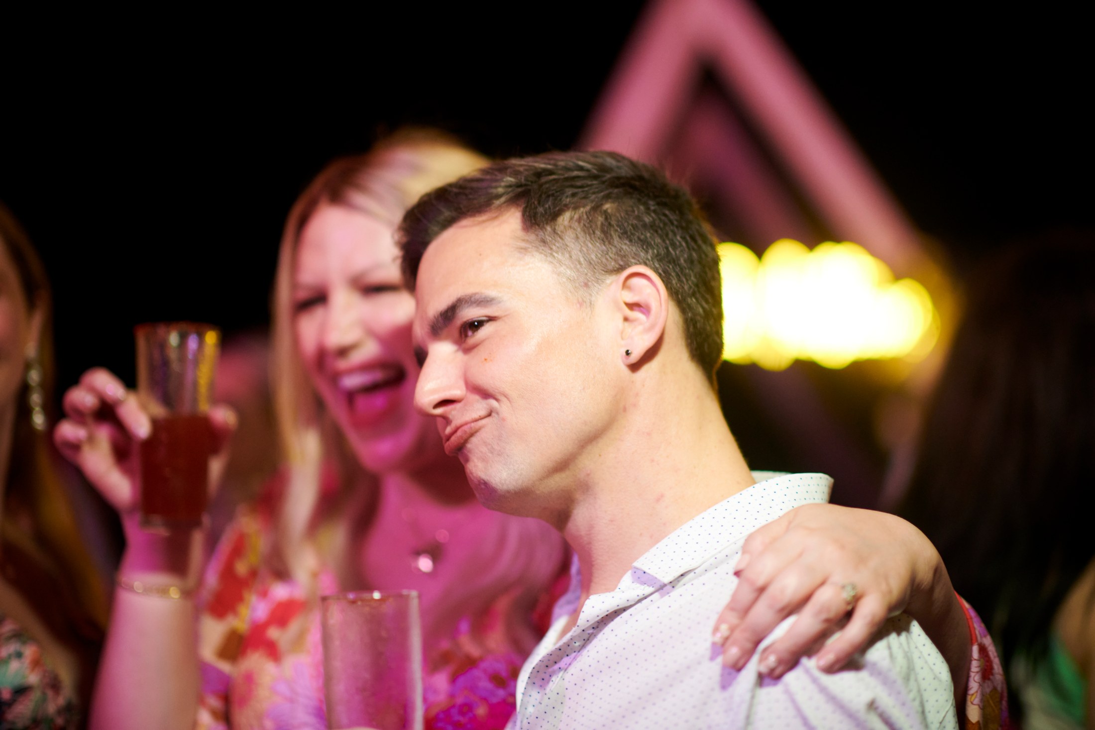 Fiesta de boda LGBTQ+ sobre el Pacífico en Puerto Vallarta — Anthony & Farzad — foto 37