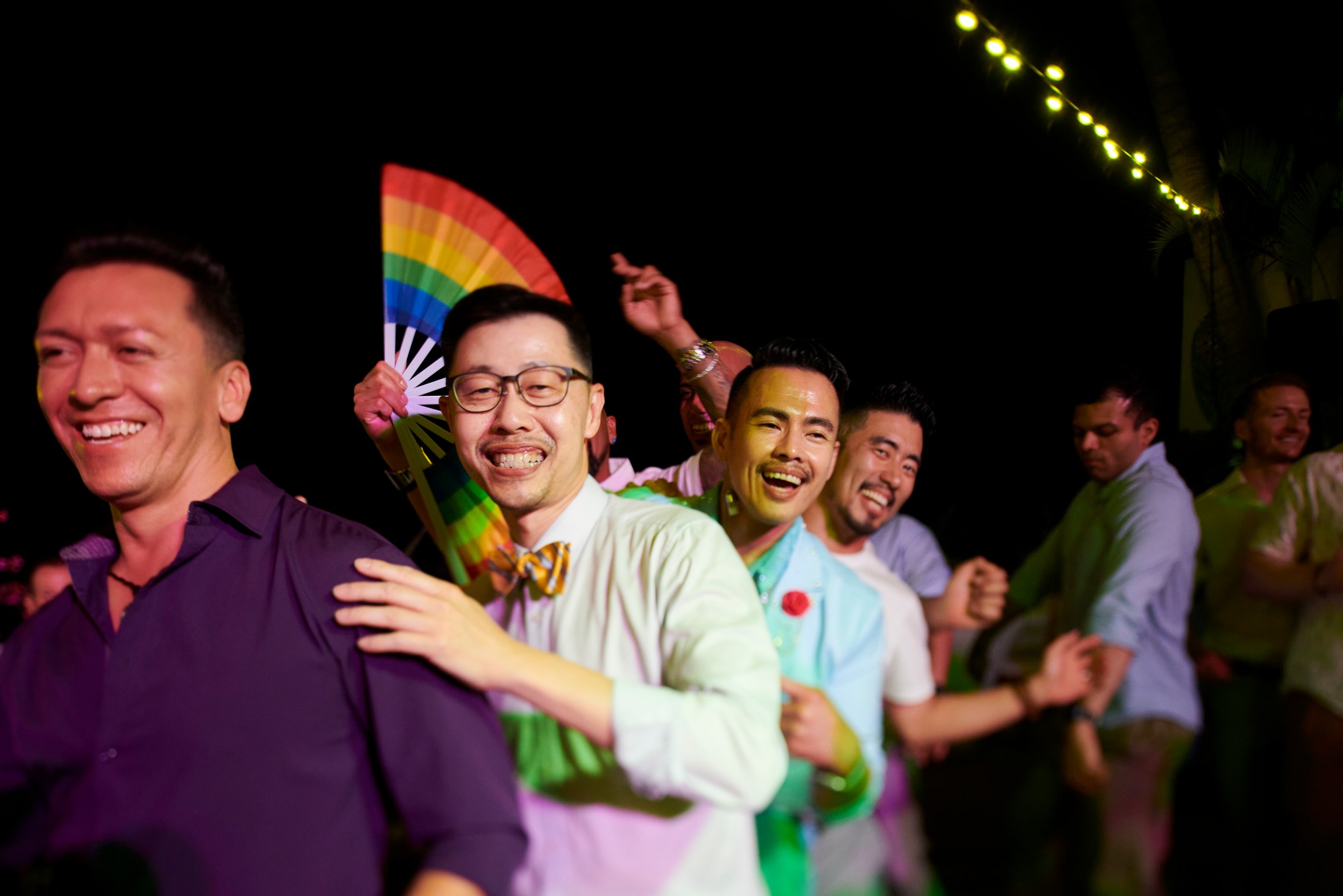Fiesta de boda LGBTQ+ sobre el Pacífico en Puerto Vallarta — Anthony & Farzad — foto 69