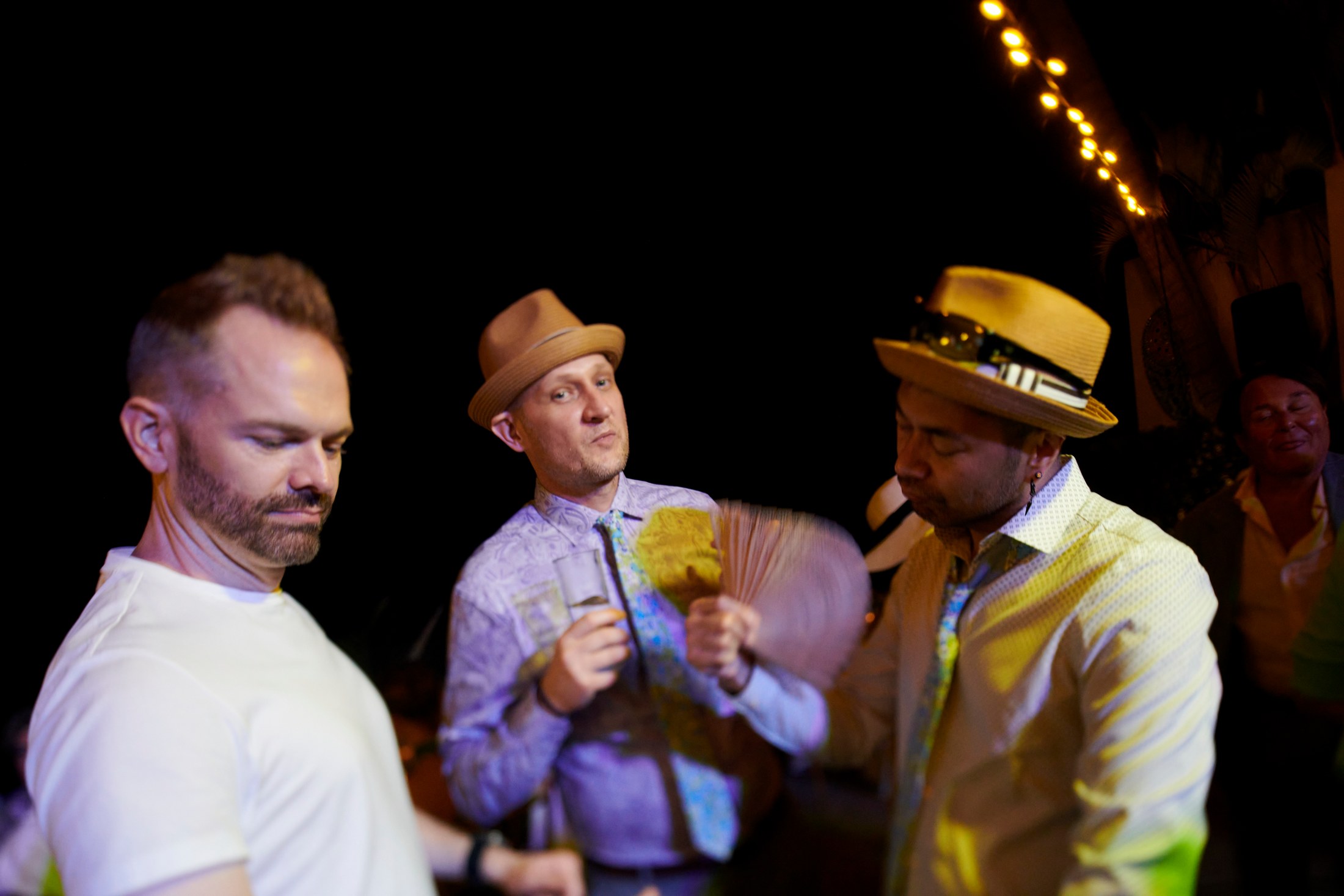 Fiesta de boda LGBTQ+ sobre el Pacífico en Puerto Vallarta — Anthony & Farzad — foto 73