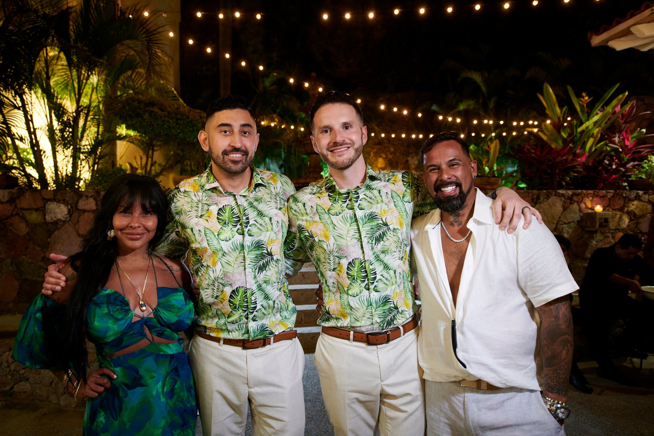 Fiesta de boda LGBTQ+ sobre el Pacífico en Puerto Vallarta — Anthony & Farzad — foto 84