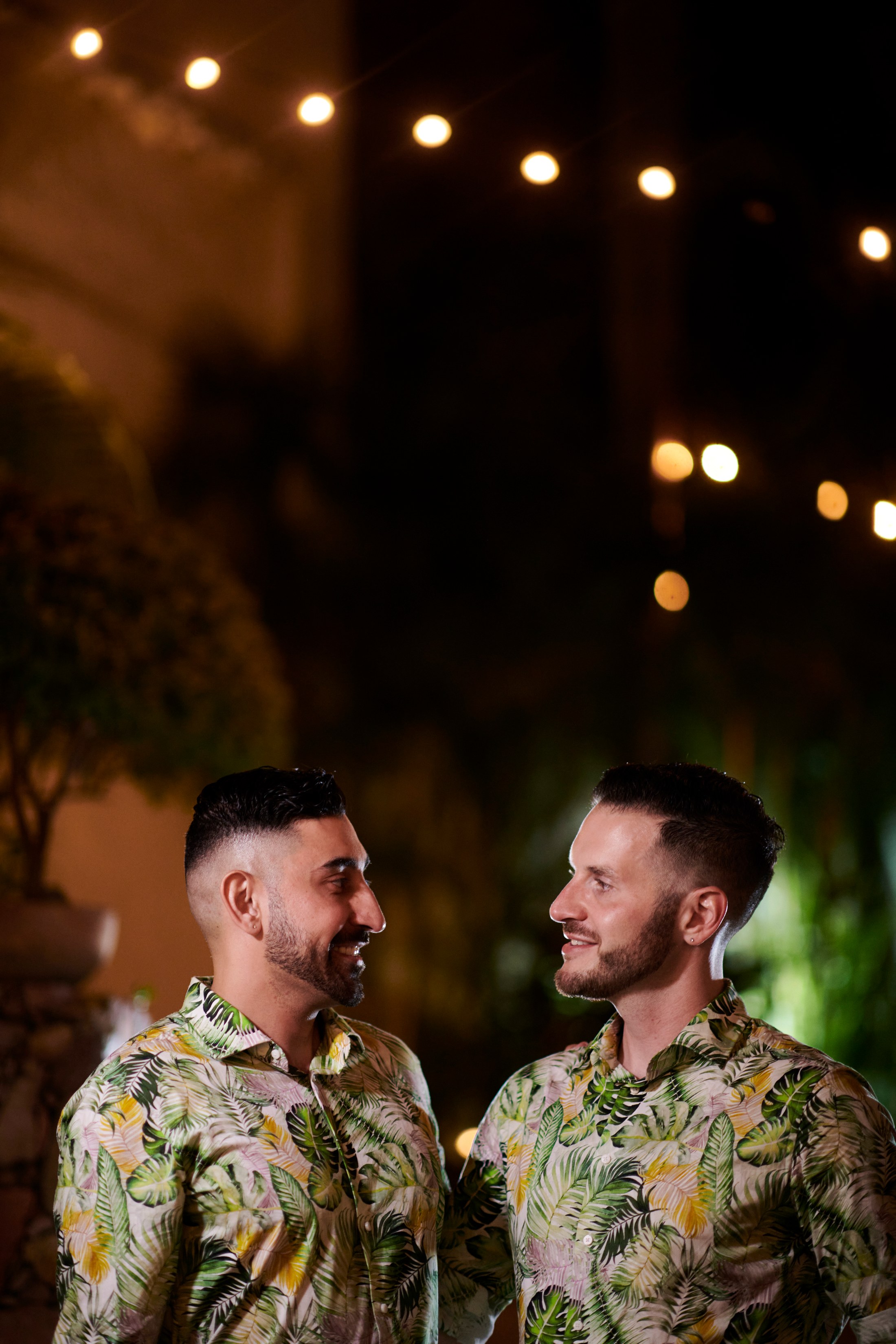 Fiesta de boda LGBTQ+ sobre el Pacífico en Puerto Vallarta — Anthony & Farzad — foto 89