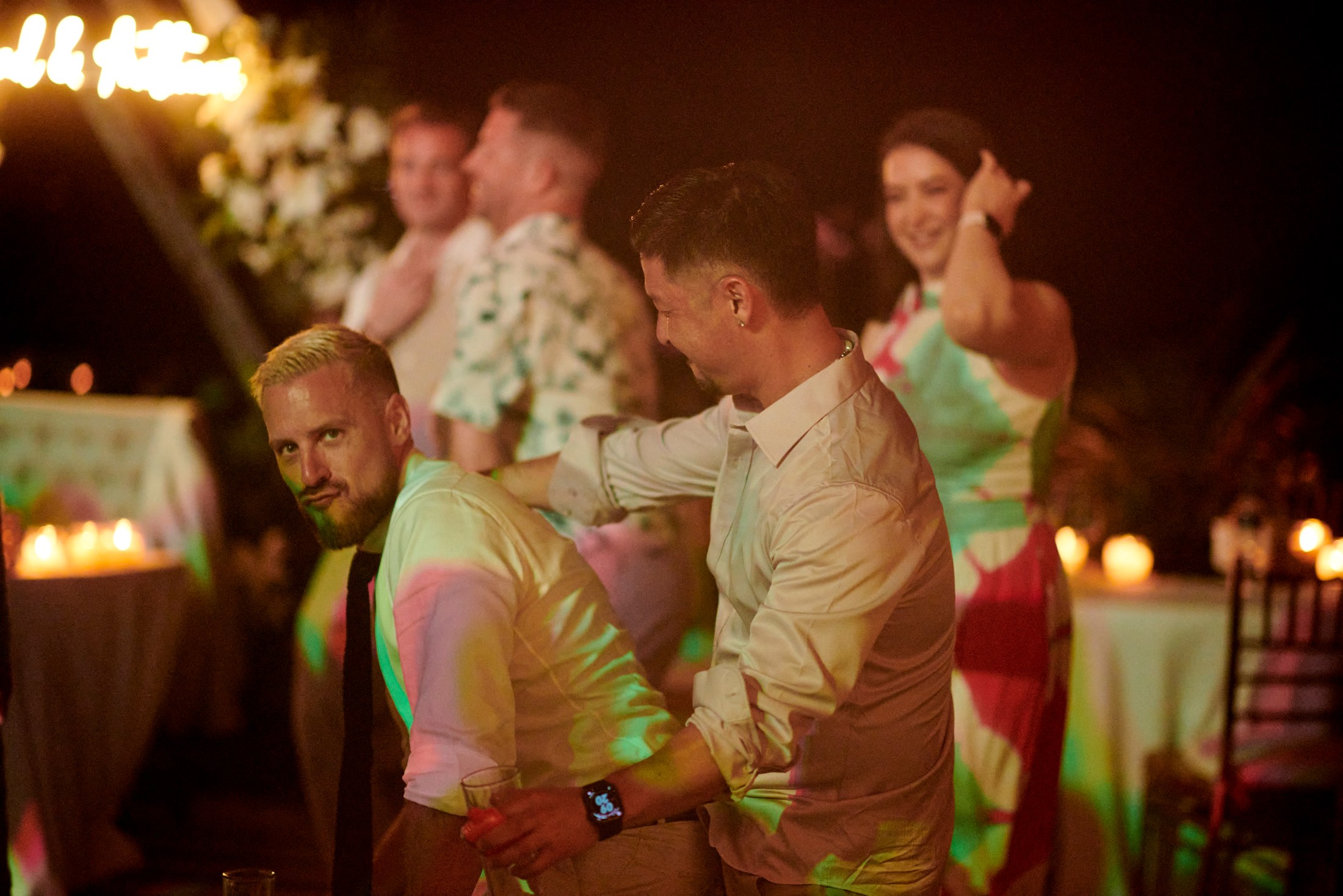 Fiesta de boda LGBTQ+ sobre el Pacífico en Puerto Vallarta — Anthony & Farzad — foto 95