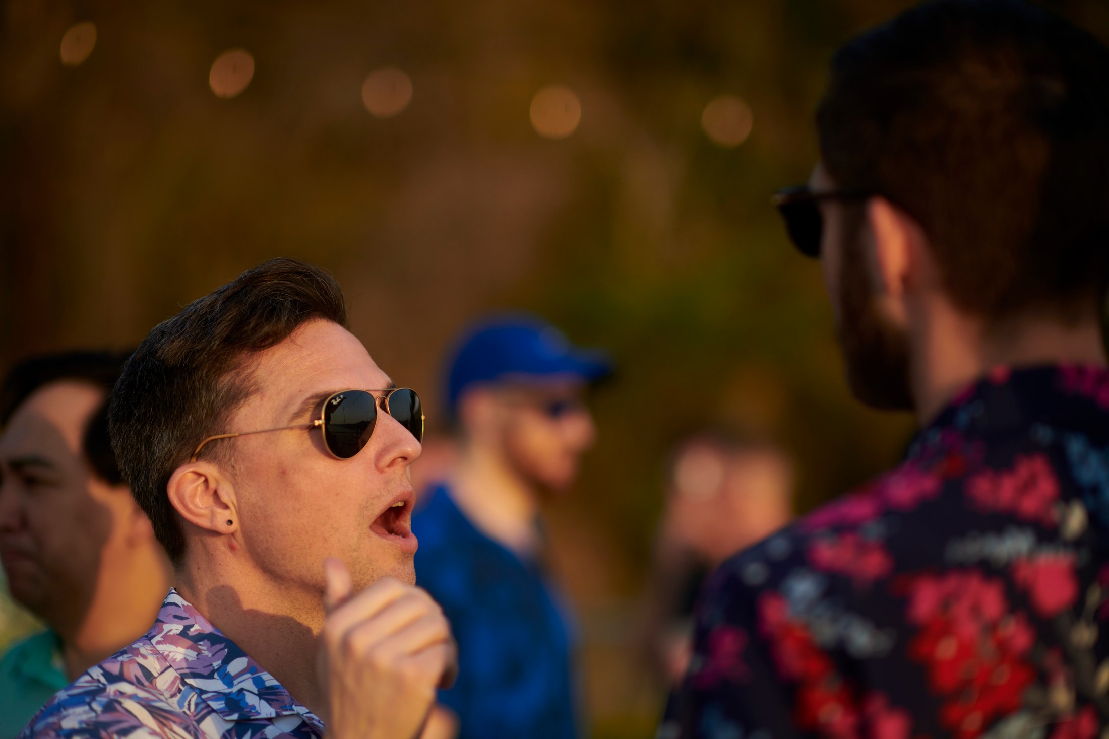 Fiesta de bienvenida de una boda LGBTQ+ sobre la bahía de Banderas, Puerto Vallarta — Anthony & Farzad — foto 14