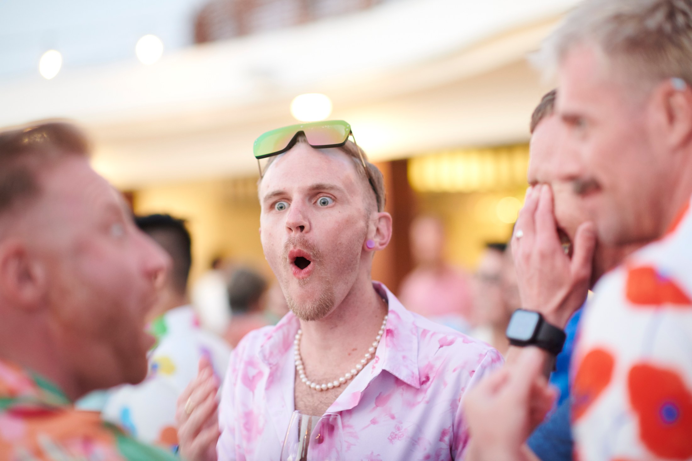 Fiesta de bienvenida de una boda LGBTQ+ sobre la bahía de Banderas, Puerto Vallarta — Anthony & Farzad — foto 40