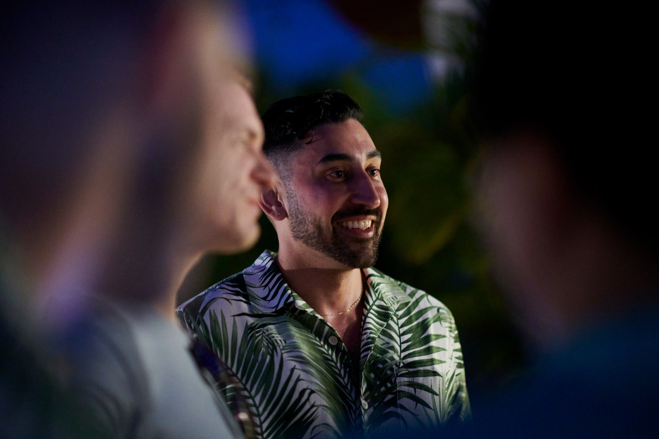 Fiesta de bienvenida de una boda LGBTQ+ sobre la bahía de Banderas, Puerto Vallarta — Anthony & Farzad — foto 51
