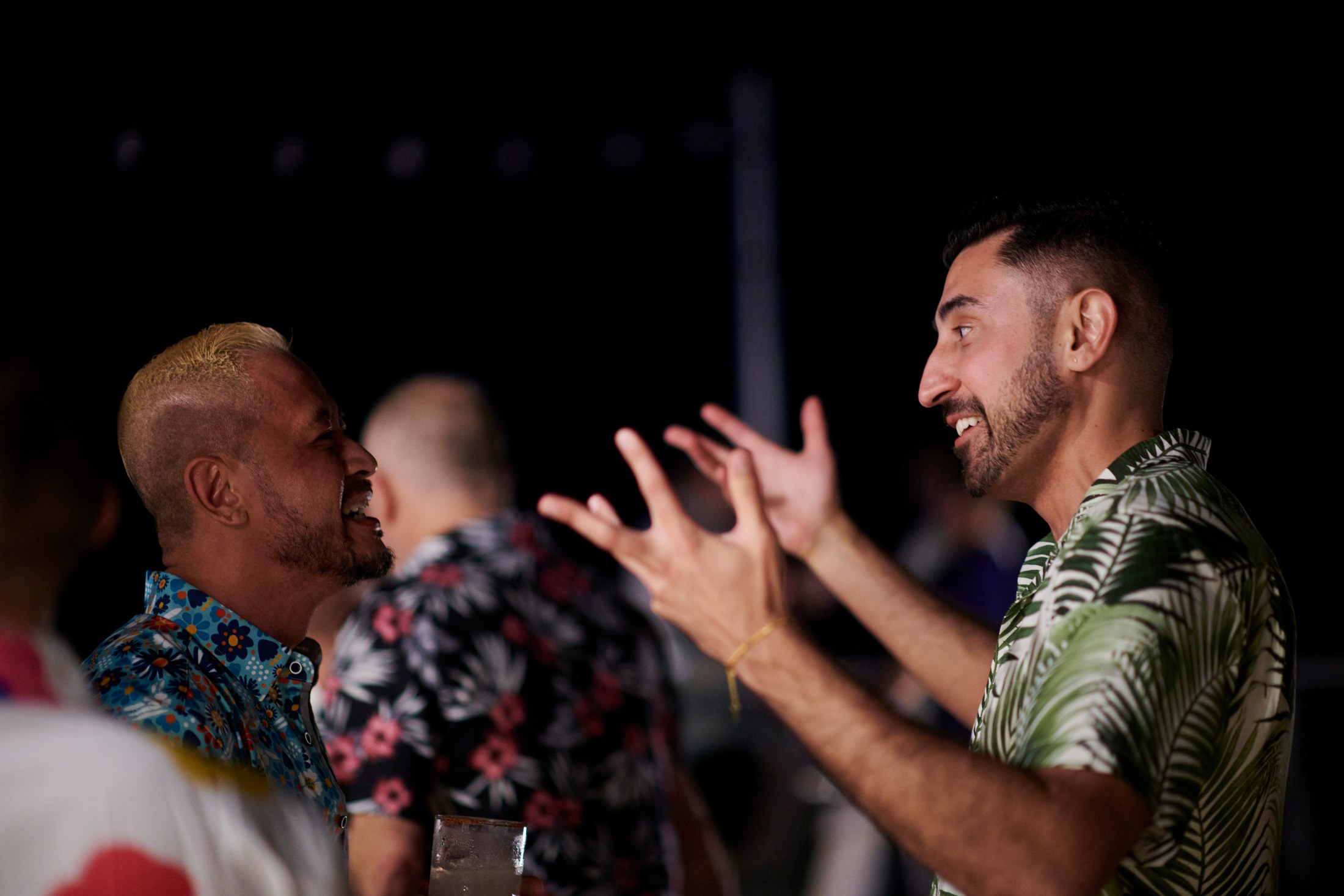 Fiesta de bienvenida de una boda LGBTQ+ sobre la bahía de Banderas, Puerto Vallarta — Anthony & Farzad — foto 56