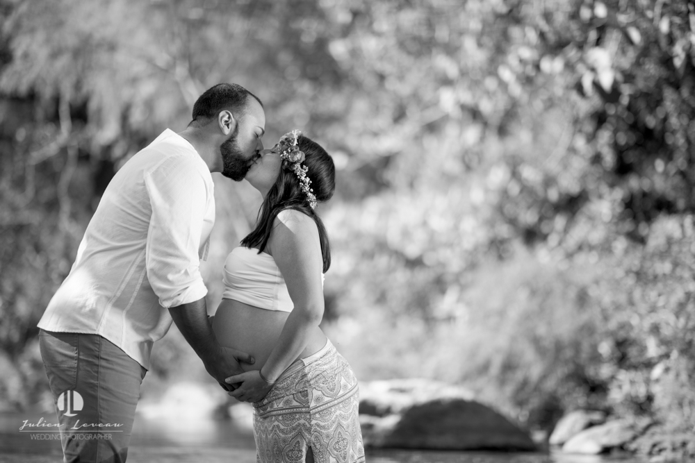 Artistic pregnancy session in the river and on the beach, Puerto Vallarta — photo 6