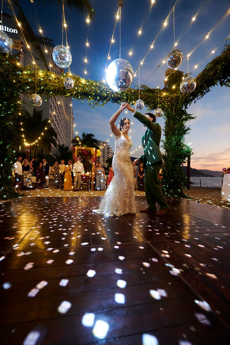 Beach wedding reception and dance floor in Puerto Vallarta — Knight & Madeline — photo 2
