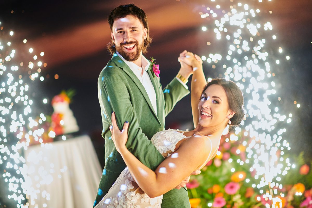 Preparativos antes de una boda en la playa en Puerto Vallarta — Knight & Madeline — foto 44