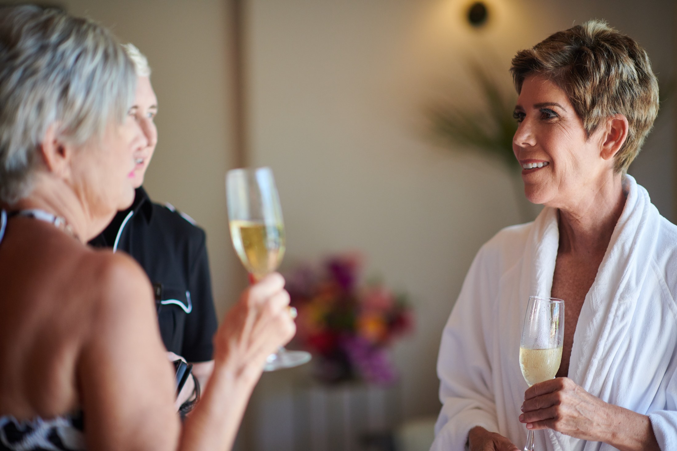 Preparativos antes de una boda LGBTQ+ en el St. Regis Punta Mita — Michelle & Marina — foto 3
