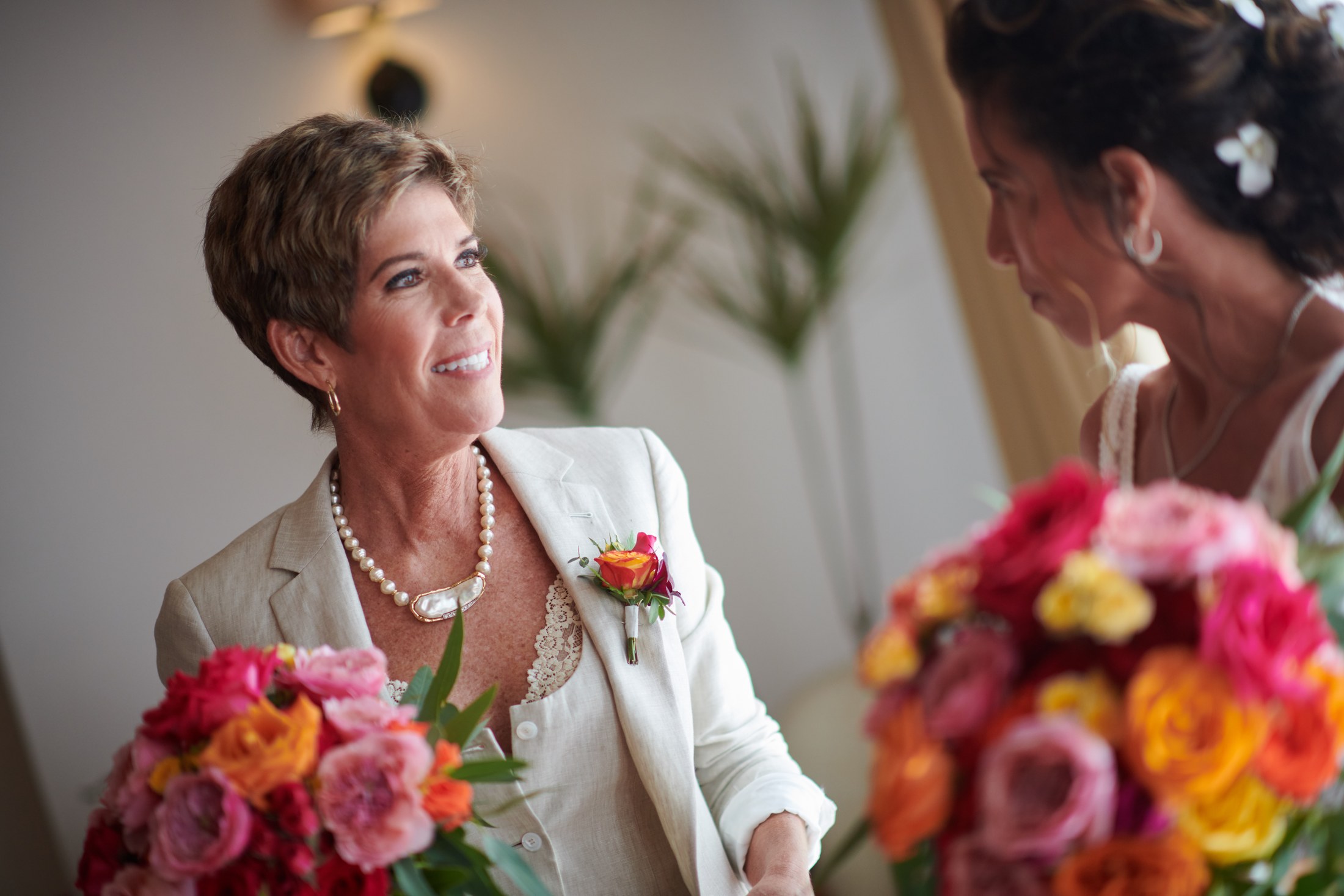 Ceremonia de boda entre mujeres en la playa del St. Regis Punta Mita — Michelle & Marina — foto 14