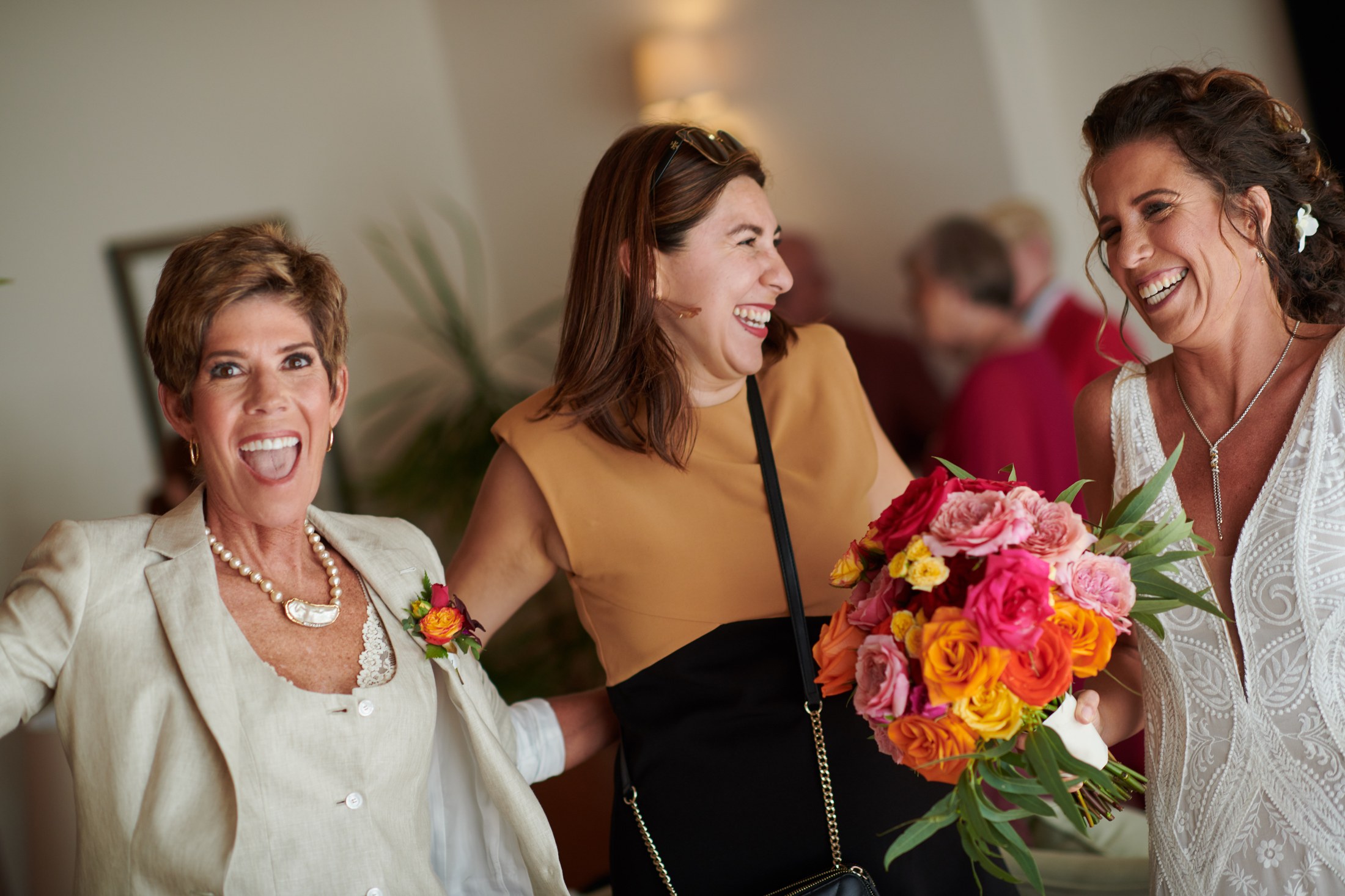 Ceremonia de boda entre mujeres en la playa del St. Regis Punta Mita — Michelle & Marina — foto 30