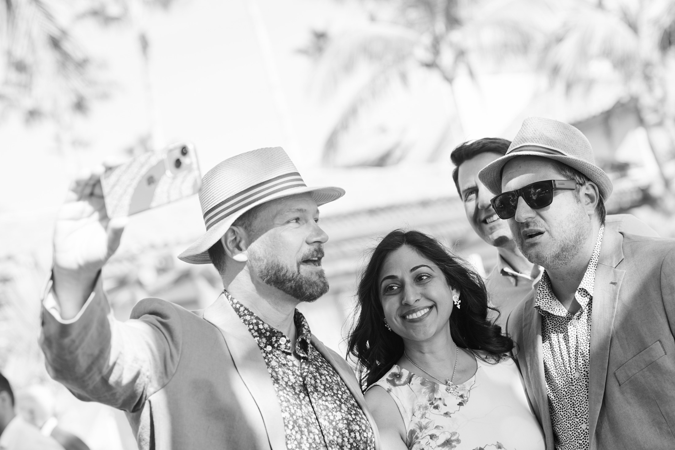 Ceremonia de boda entre mujeres en la playa del St. Regis Punta Mita — Michelle & Marina — foto 43