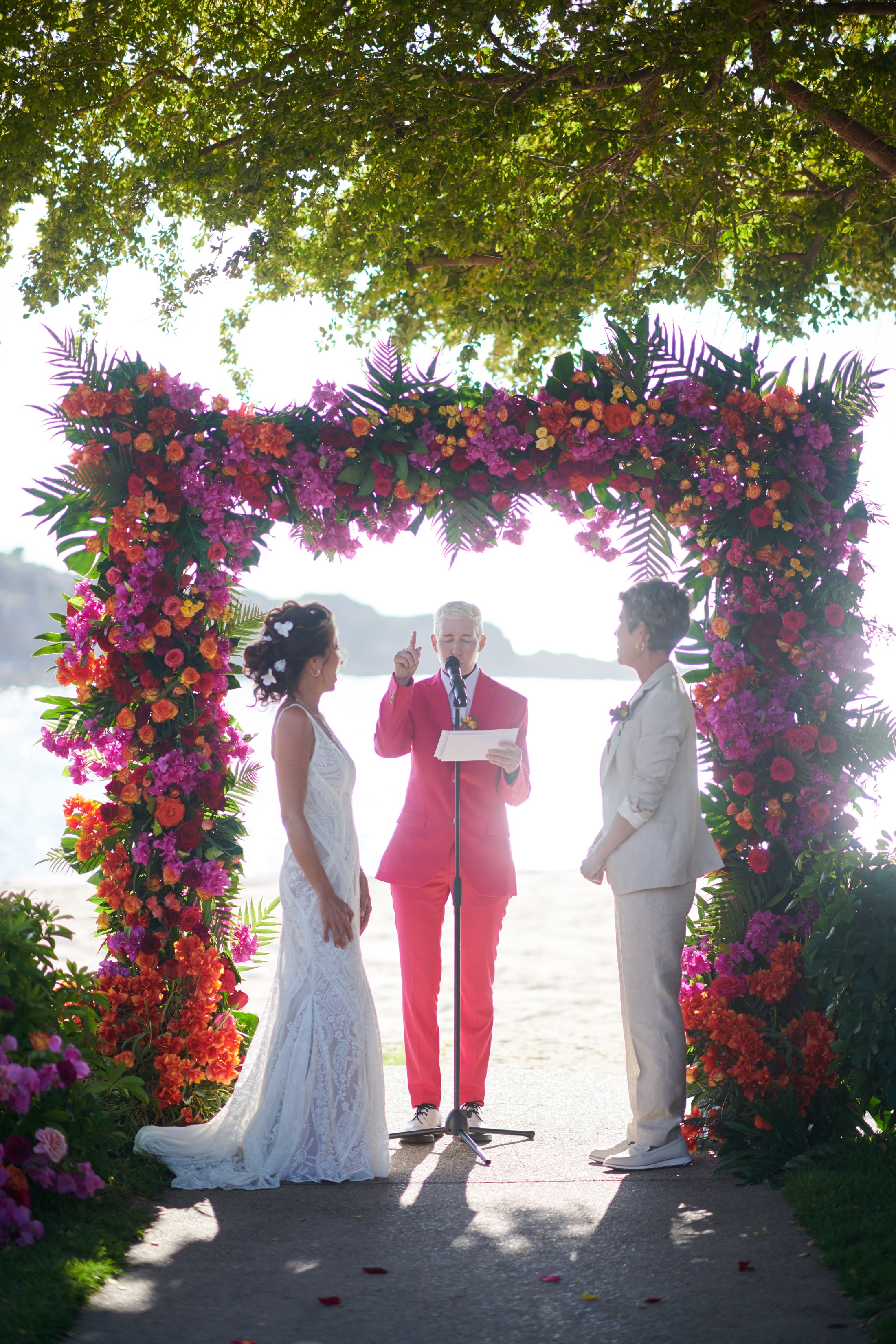 Ceremonia de boda entre mujeres en la playa del St. Regis Punta Mita — Michelle & Marina — foto 73