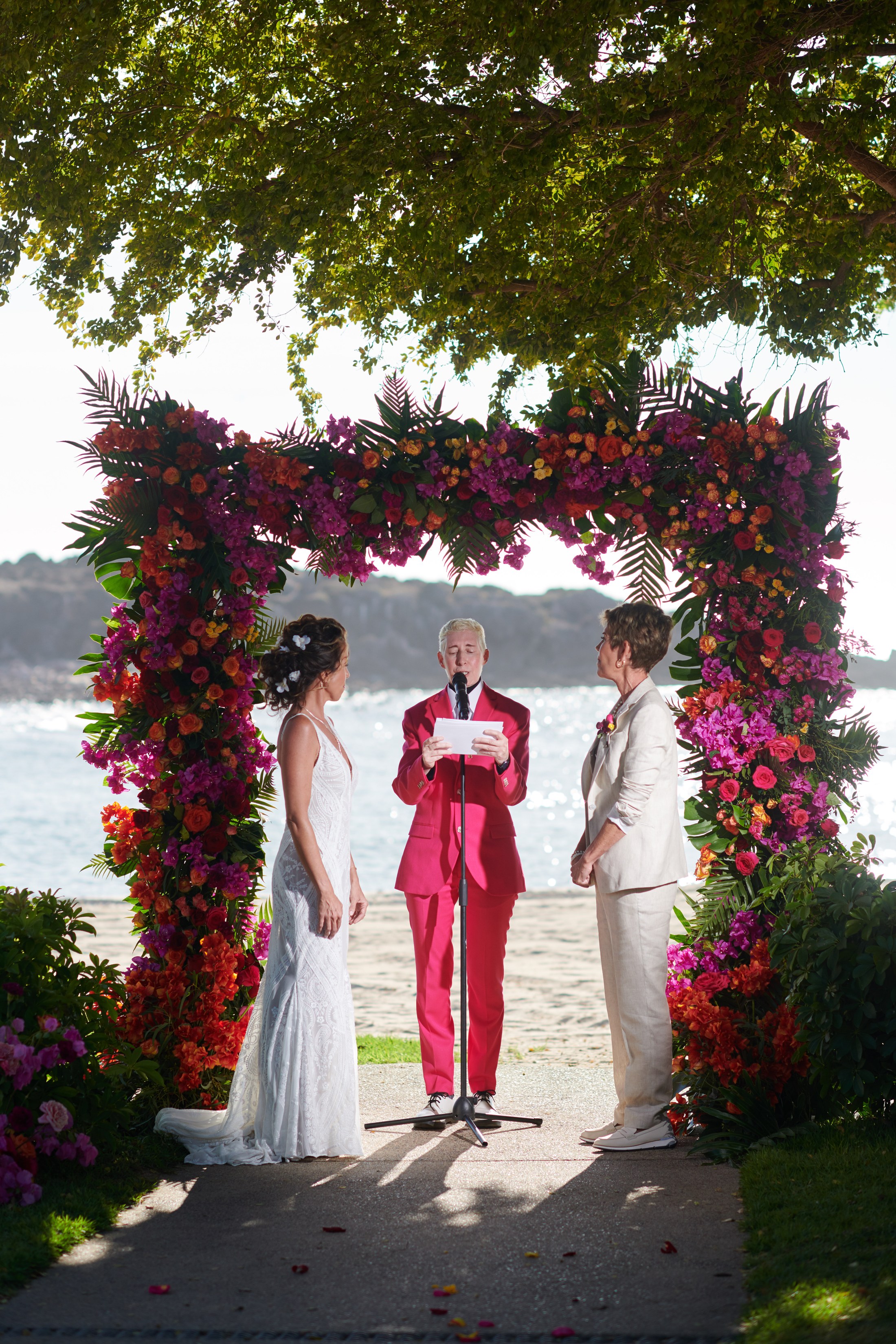 Ceremonia de boda entre mujeres en la playa del St. Regis Punta Mita — Michelle & Marina — foto 75