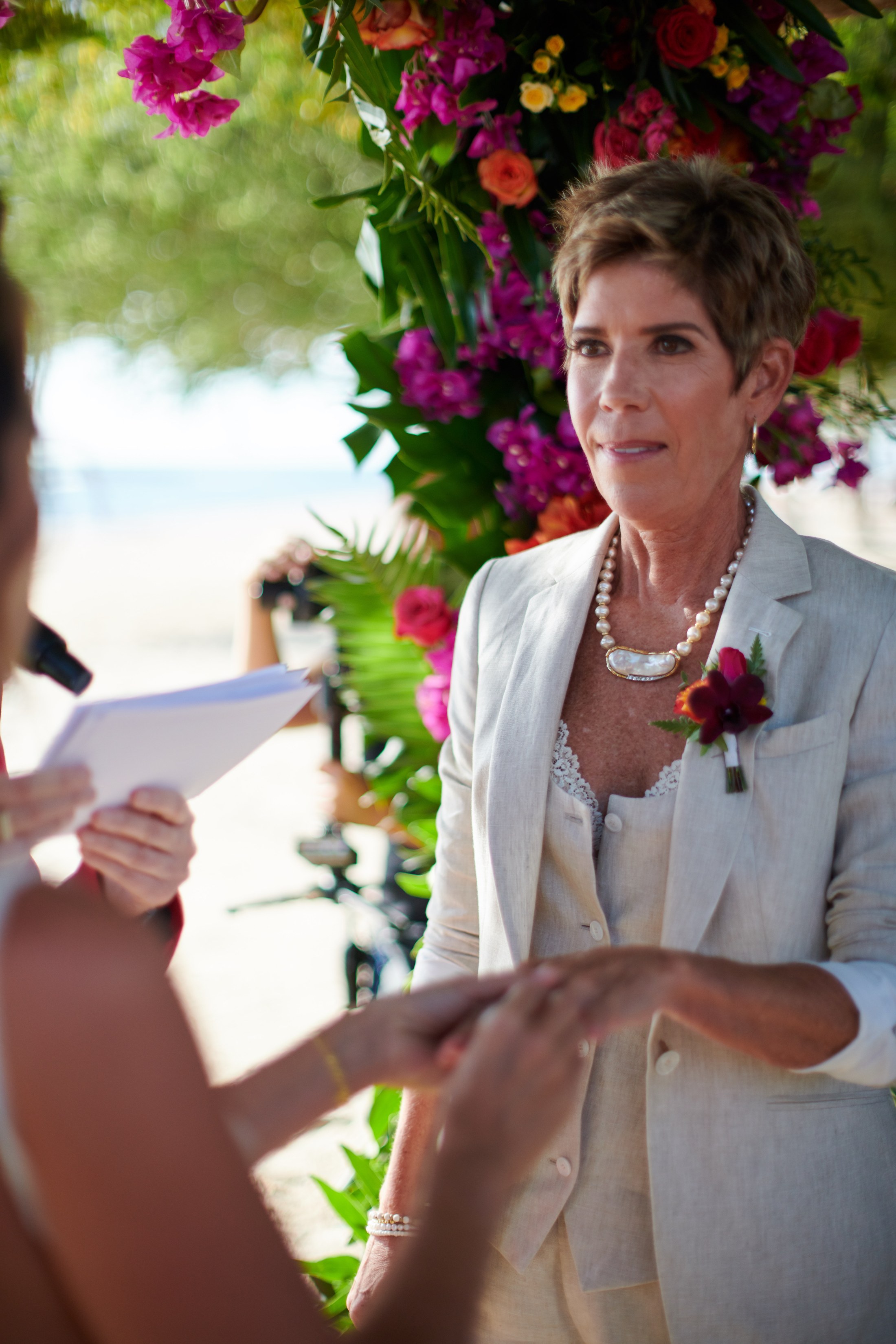 Ceremonia de boda entre mujeres en la playa del St. Regis Punta Mita — Michelle & Marina — foto 95