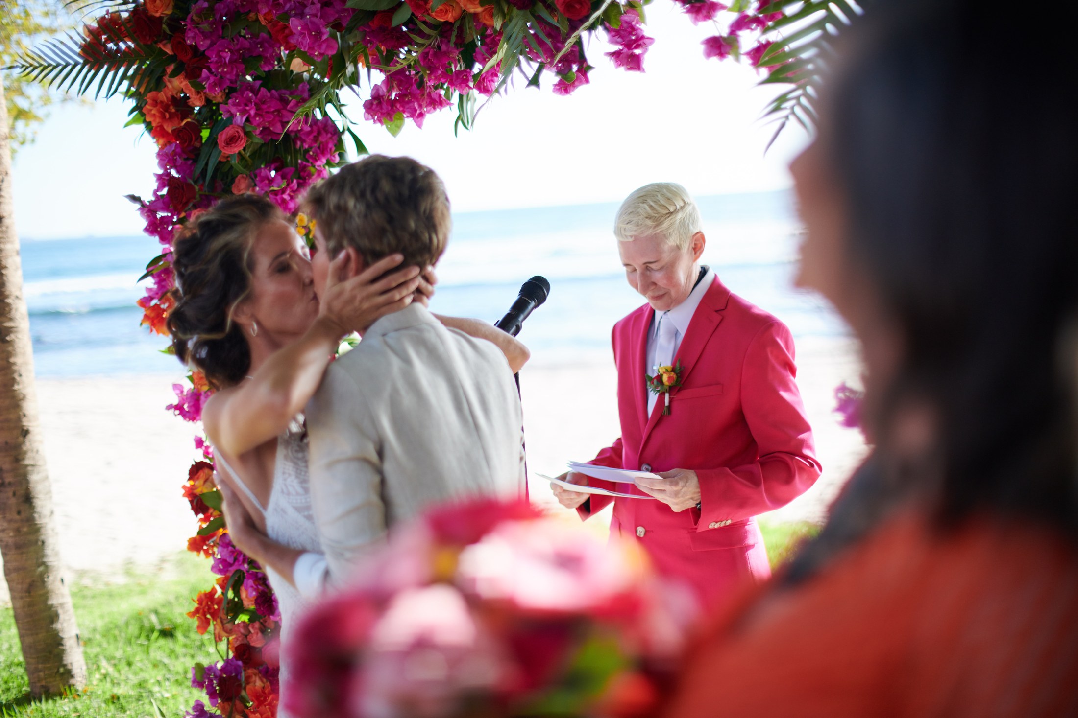 Ceremonia de boda entre mujeres en la playa del St. Regis Punta Mita — Michelle & Marina — foto 103
