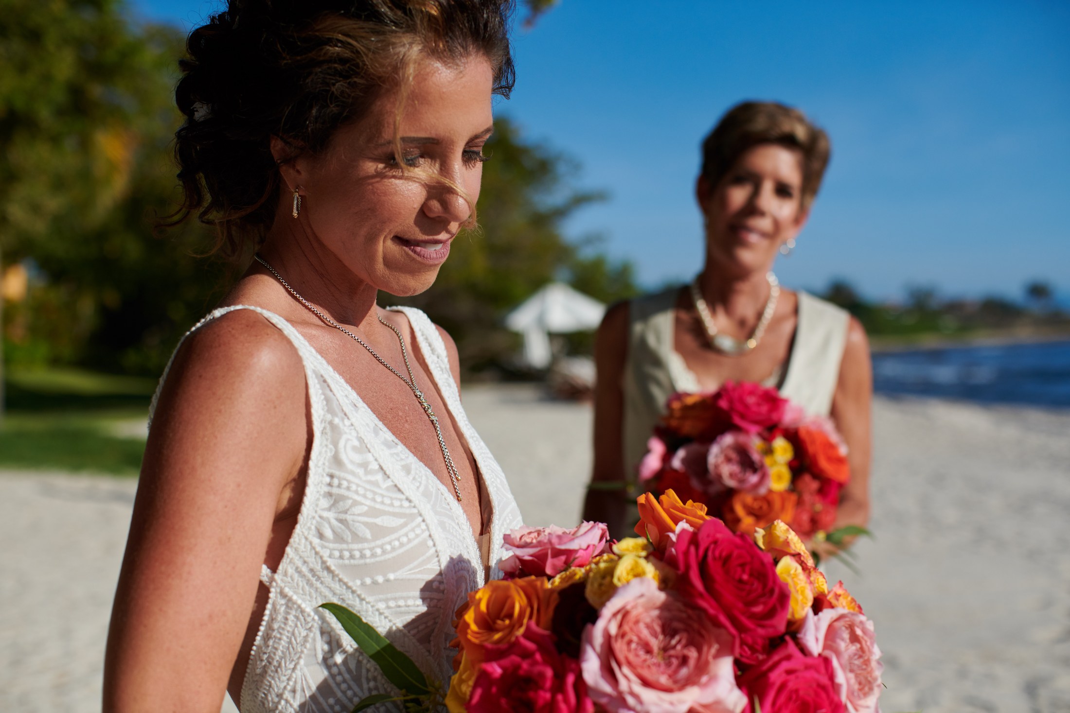 Ceremonia de boda entre mujeres en la playa del St. Regis Punta Mita — Michelle & Marina — foto 128