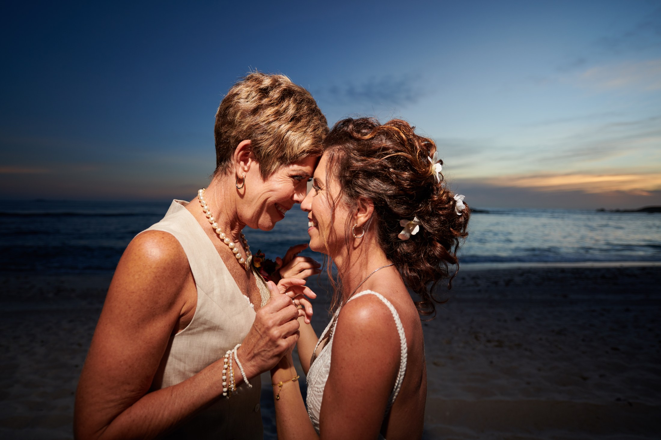 Ceremonia de boda entre mujeres en la playa del St. Regis Punta Mita — Michelle & Marina — foto 209