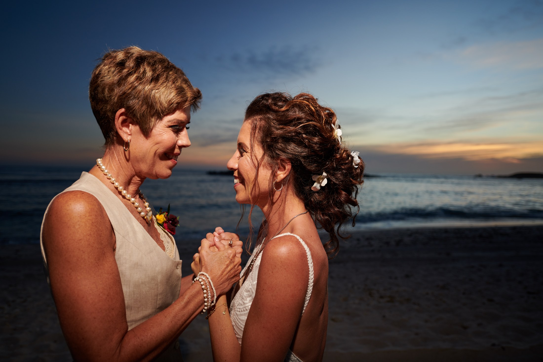 Ceremonia de boda entre mujeres en la playa del St. Regis Punta Mita — Michelle & Marina — foto 210