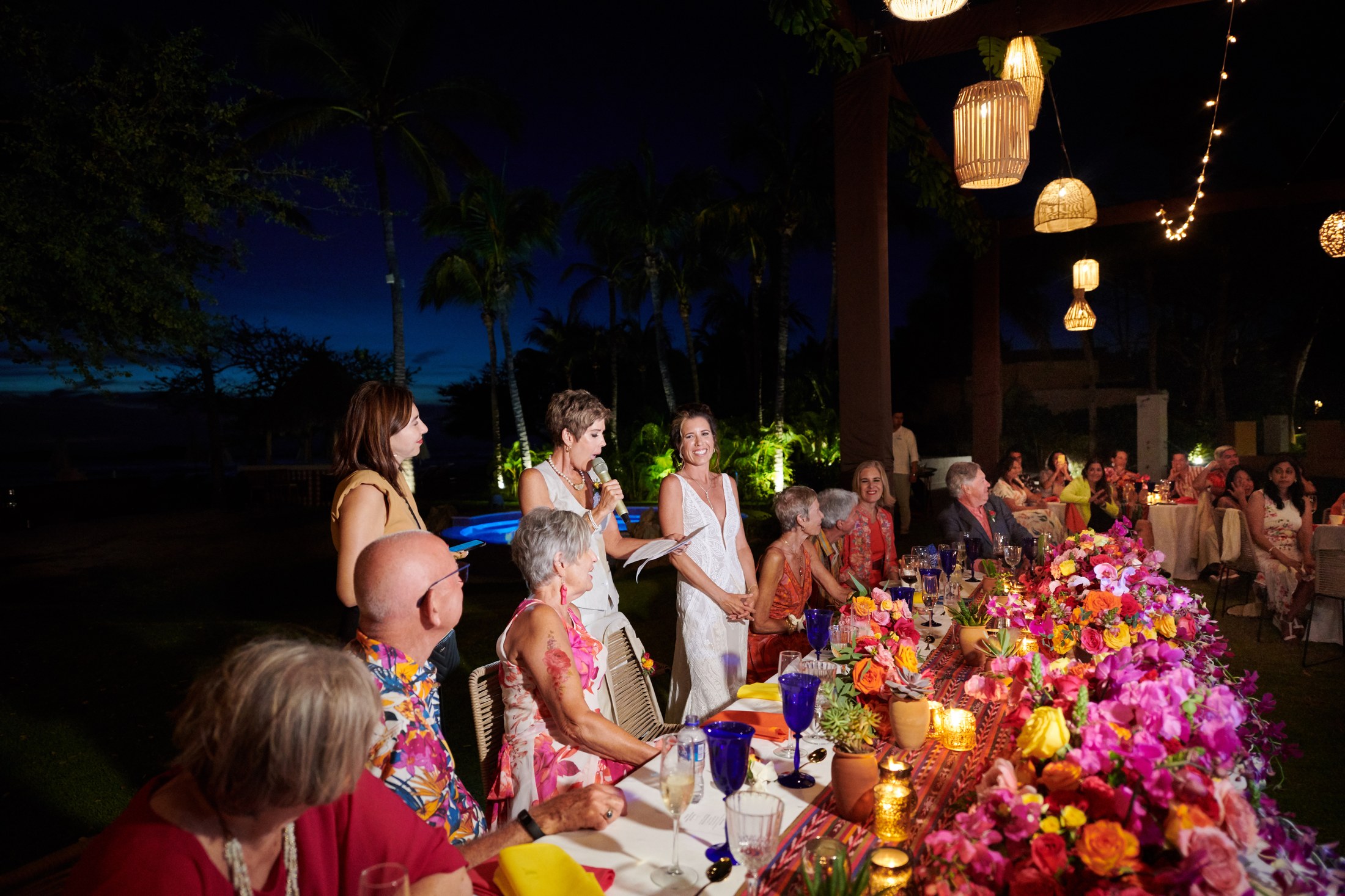 Fiesta de boda LGBTQ+ en el Astor Ballroom, St. Regis Punta Mita — Michelle & Marina — foto 48