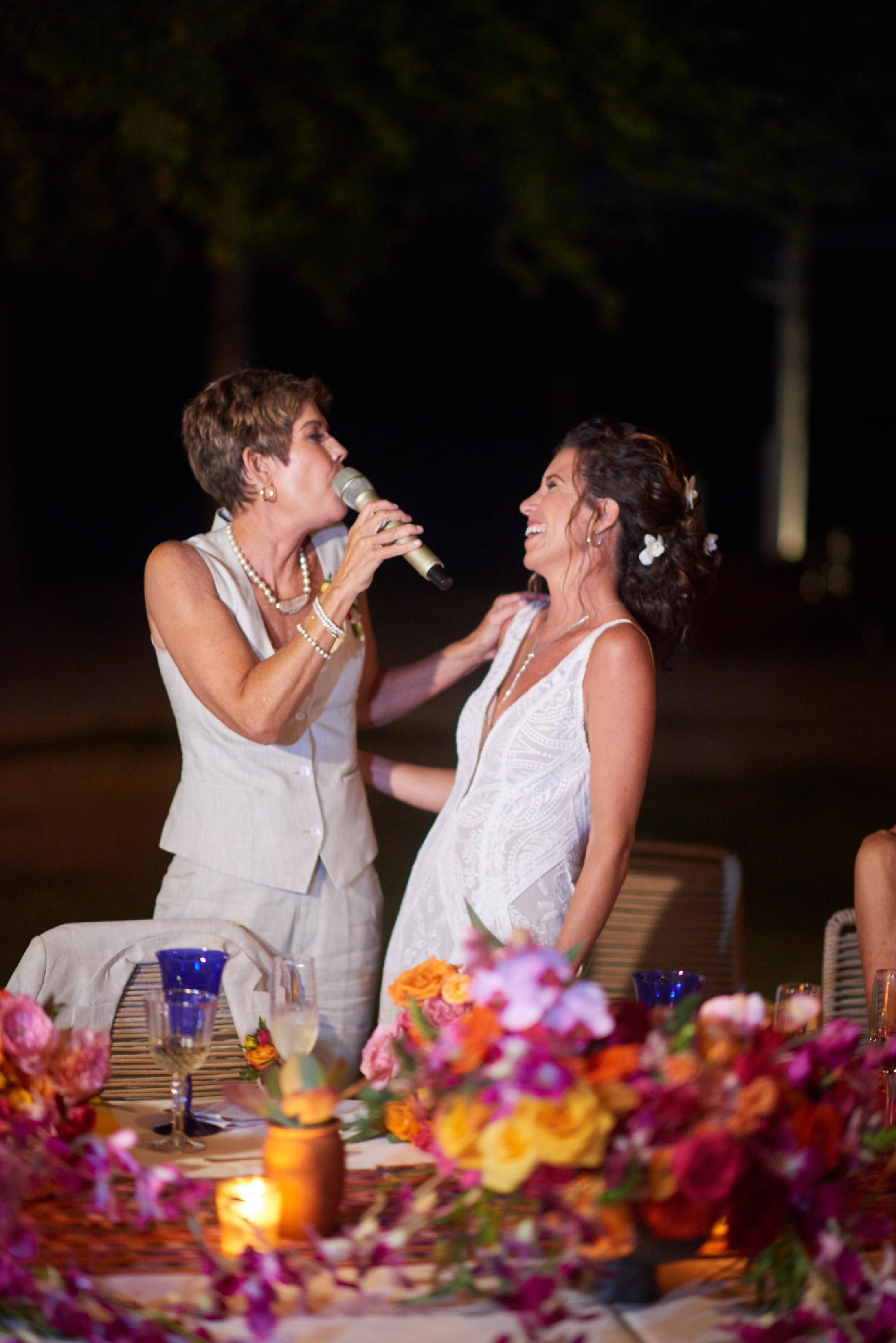 Fiesta de boda LGBTQ+ en el Astor Ballroom, St. Regis Punta Mita — Michelle & Marina — foto 54