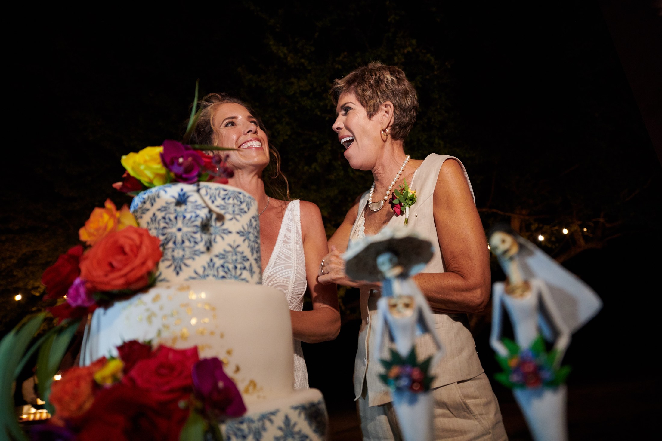 Fiesta de boda LGBTQ+ en el Astor Ballroom, St. Regis Punta Mita — Michelle & Marina — foto 60