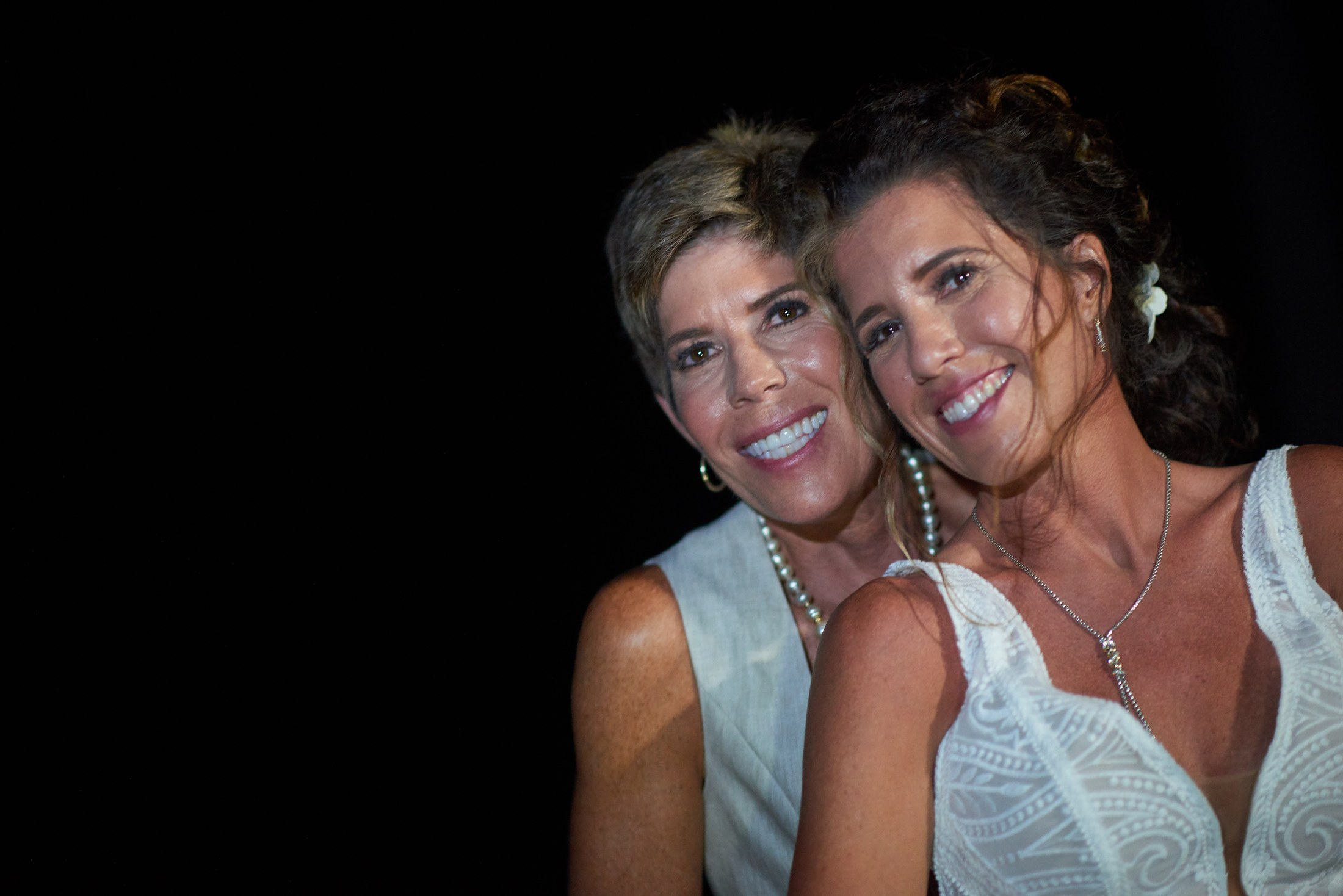 Fiesta de boda LGBTQ+ en el Astor Ballroom, St. Regis Punta Mita — Michelle & Marina — foto 89
