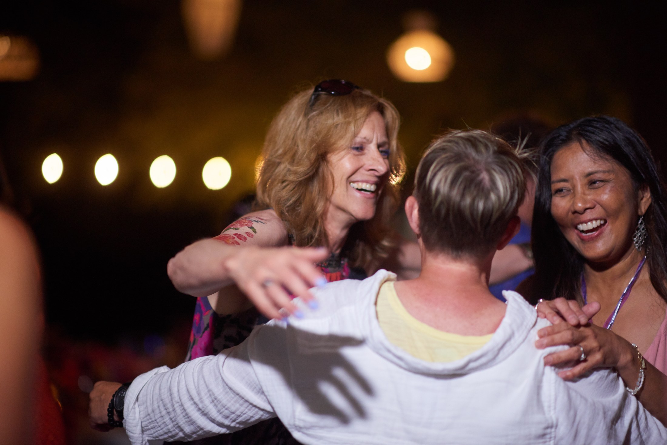 Fiesta de boda LGBTQ+ en el Astor Ballroom, St. Regis Punta Mita — Michelle & Marina — foto 91