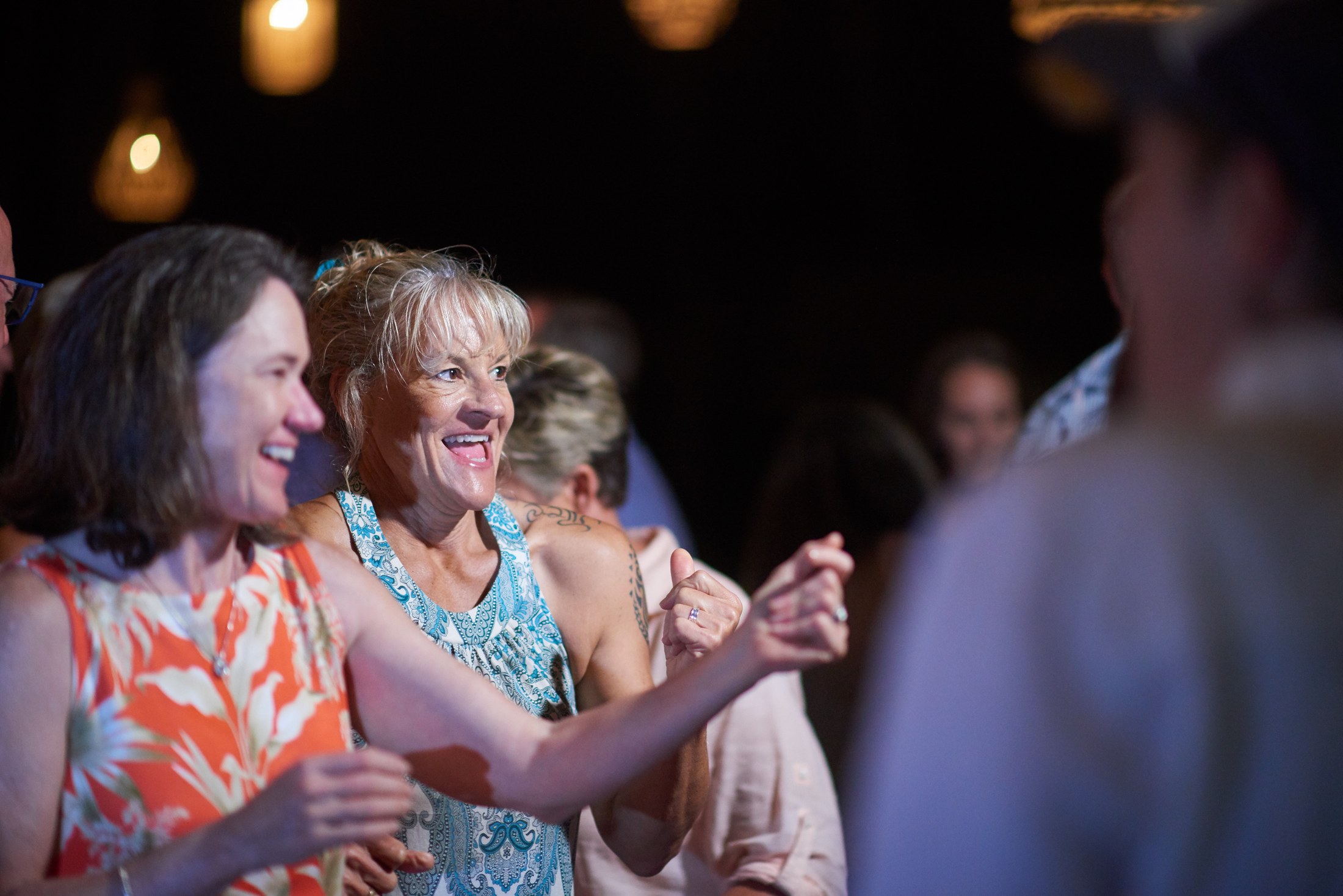 Fiesta de boda LGBTQ+ en el Astor Ballroom, St. Regis Punta Mita — Michelle & Marina — foto 95