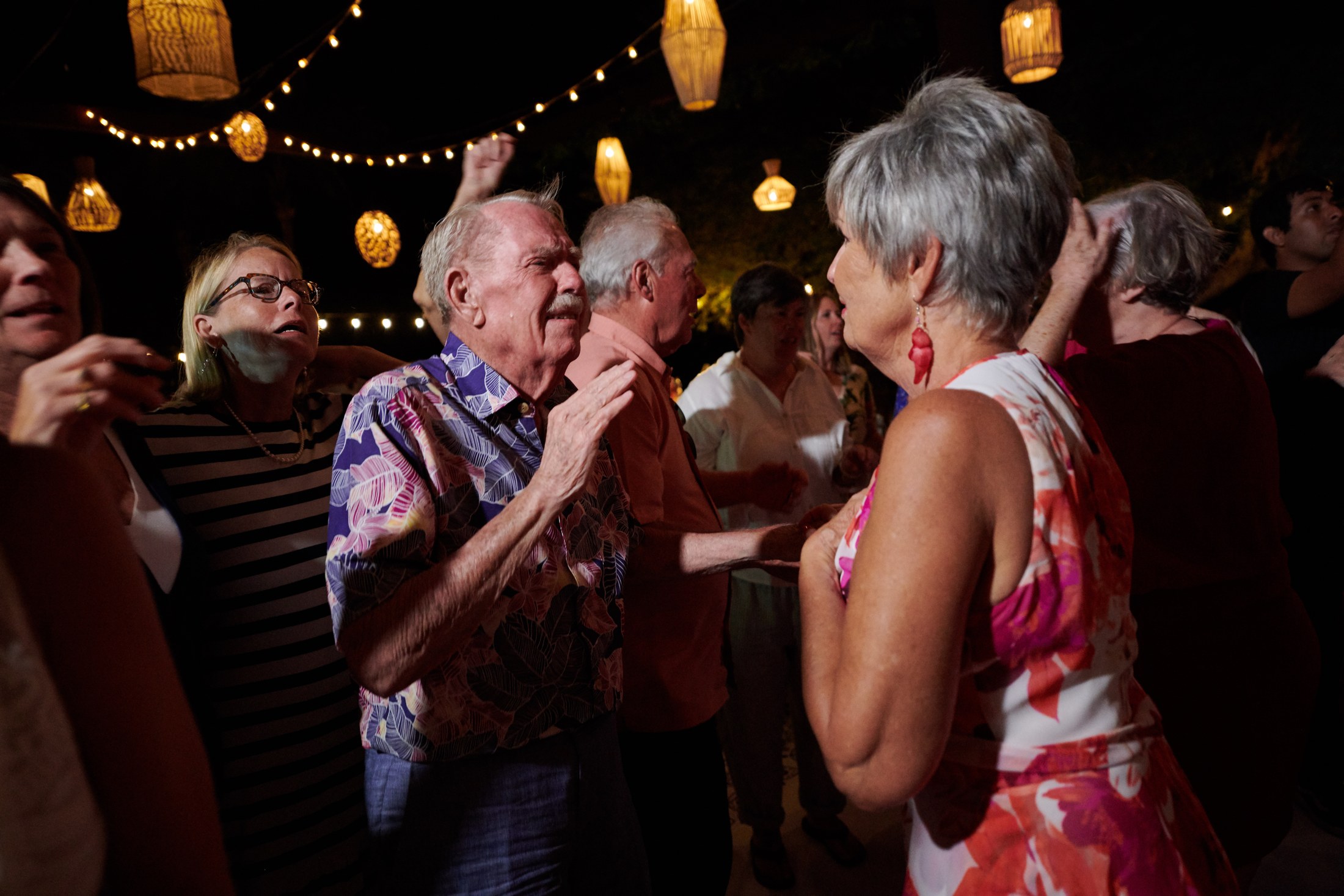 Fiesta de boda LGBTQ+ en el Astor Ballroom, St. Regis Punta Mita — Michelle & Marina — foto 123