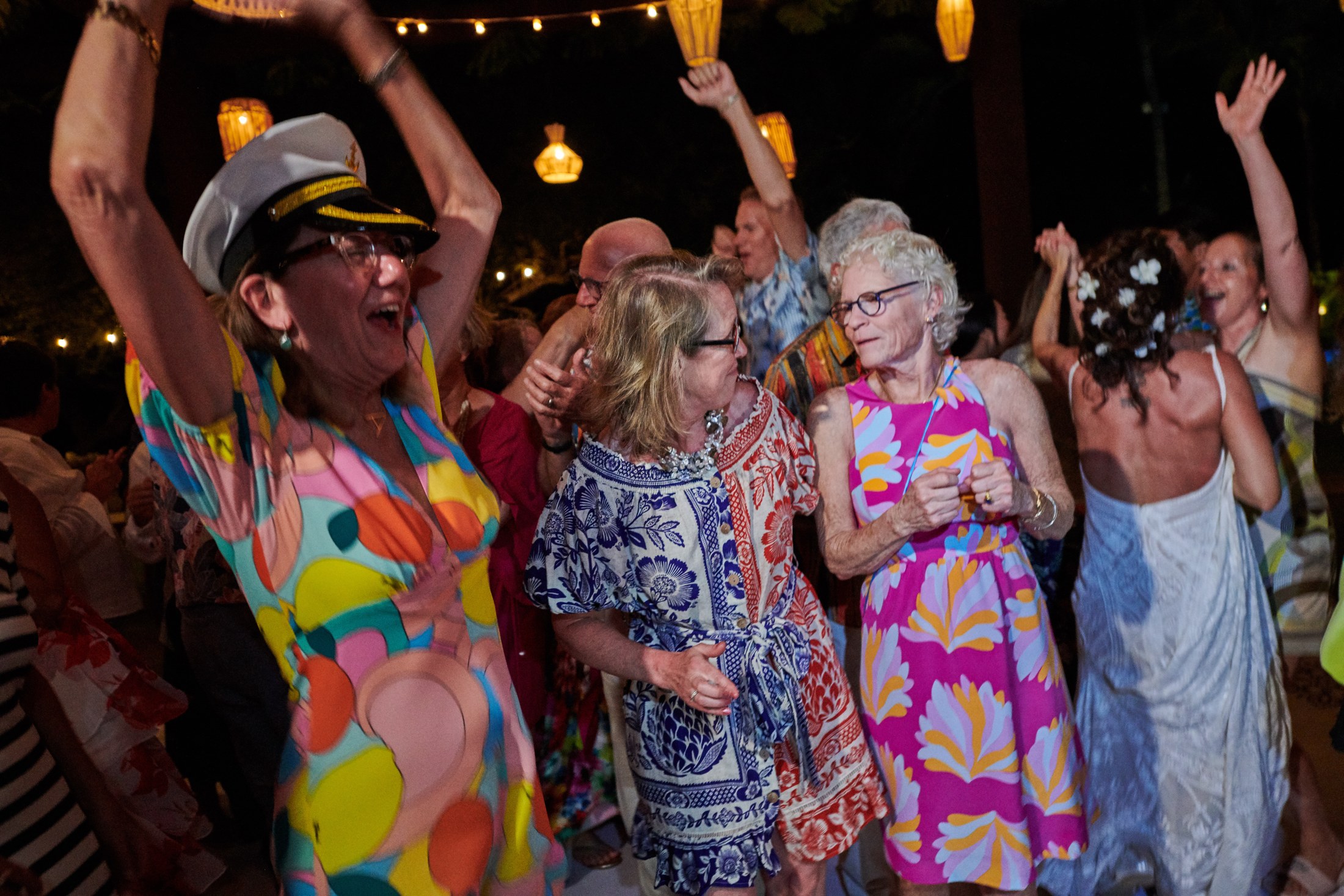 Fiesta de boda LGBTQ+ en el Astor Ballroom, St. Regis Punta Mita — Michelle & Marina — foto 129