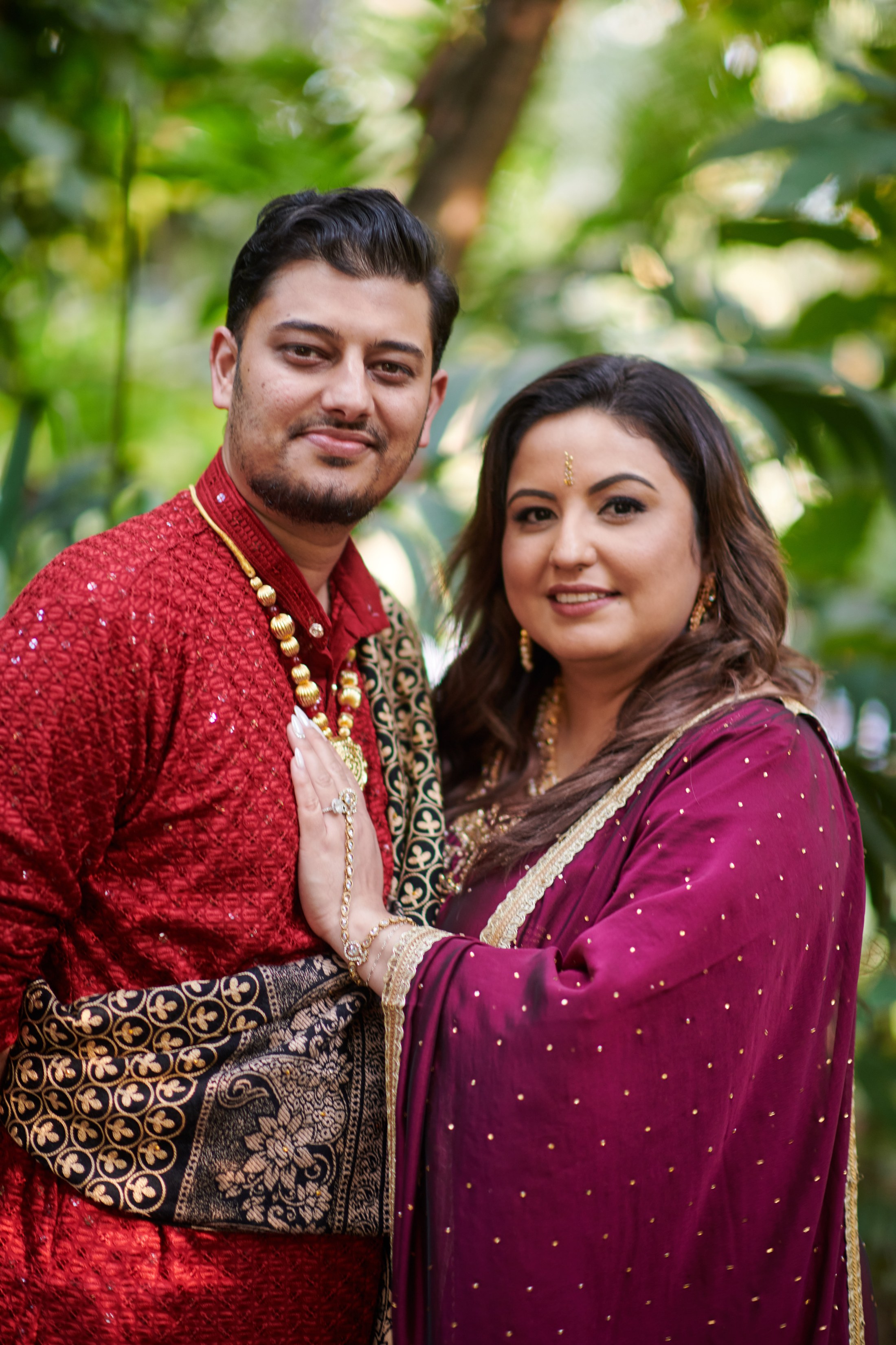 Noche de mehndi y jaggo punyabí en un jardín de Puerto Vallarta — Raj & Jocelyn — photo 15