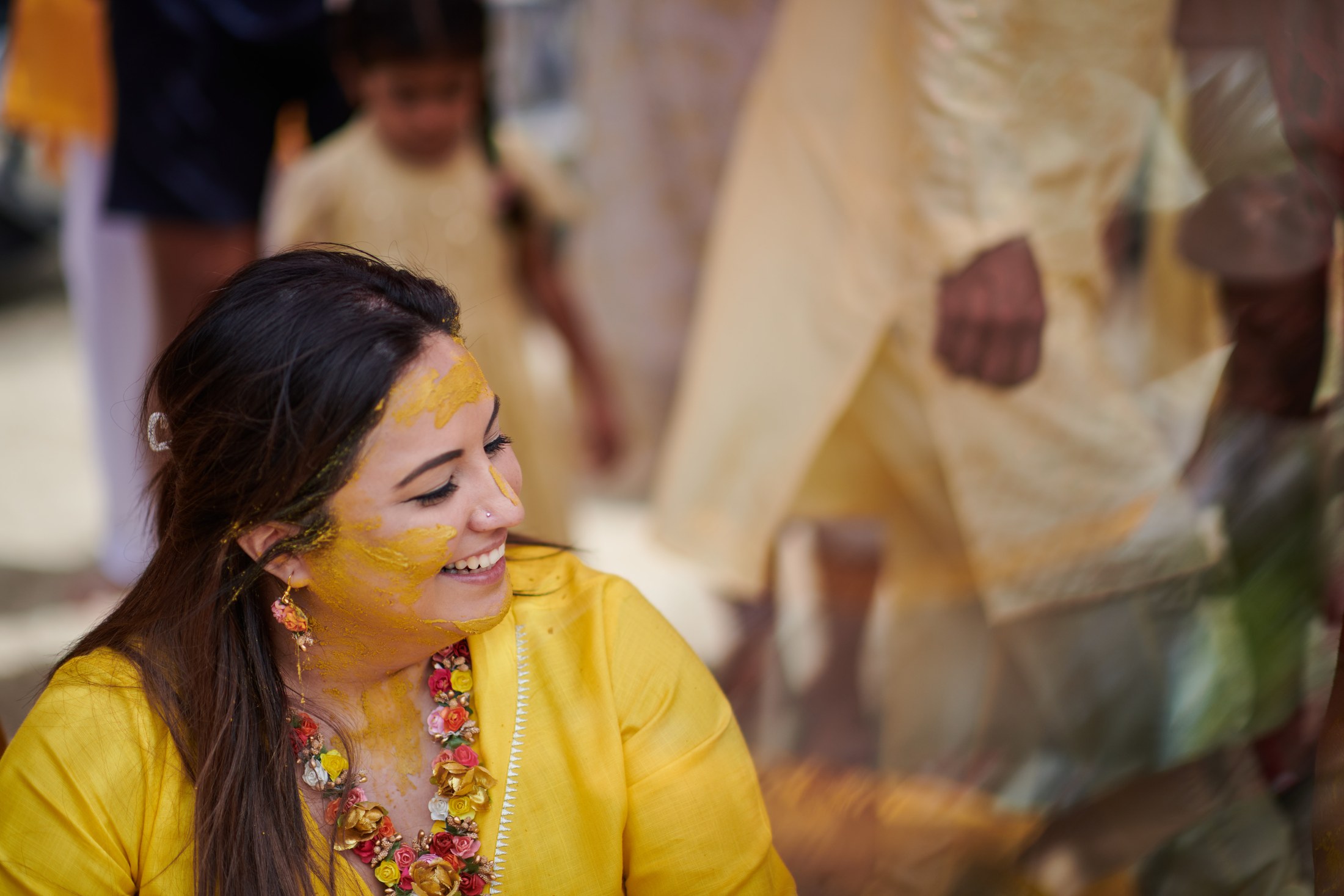 Ceremonia de haldi en la playa, Puerto Vallarta — Raj & Jocelyn — photo 25