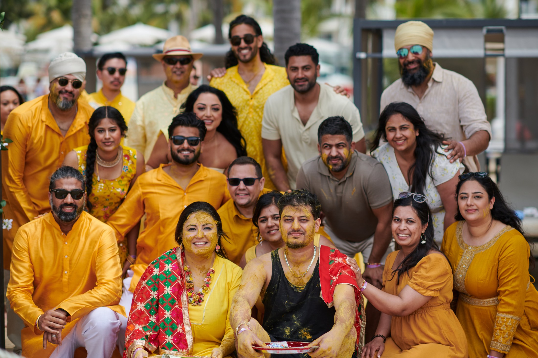 Ceremonia de haldi en la playa, Puerto Vallarta — Raj & Jocelyn — photo 55