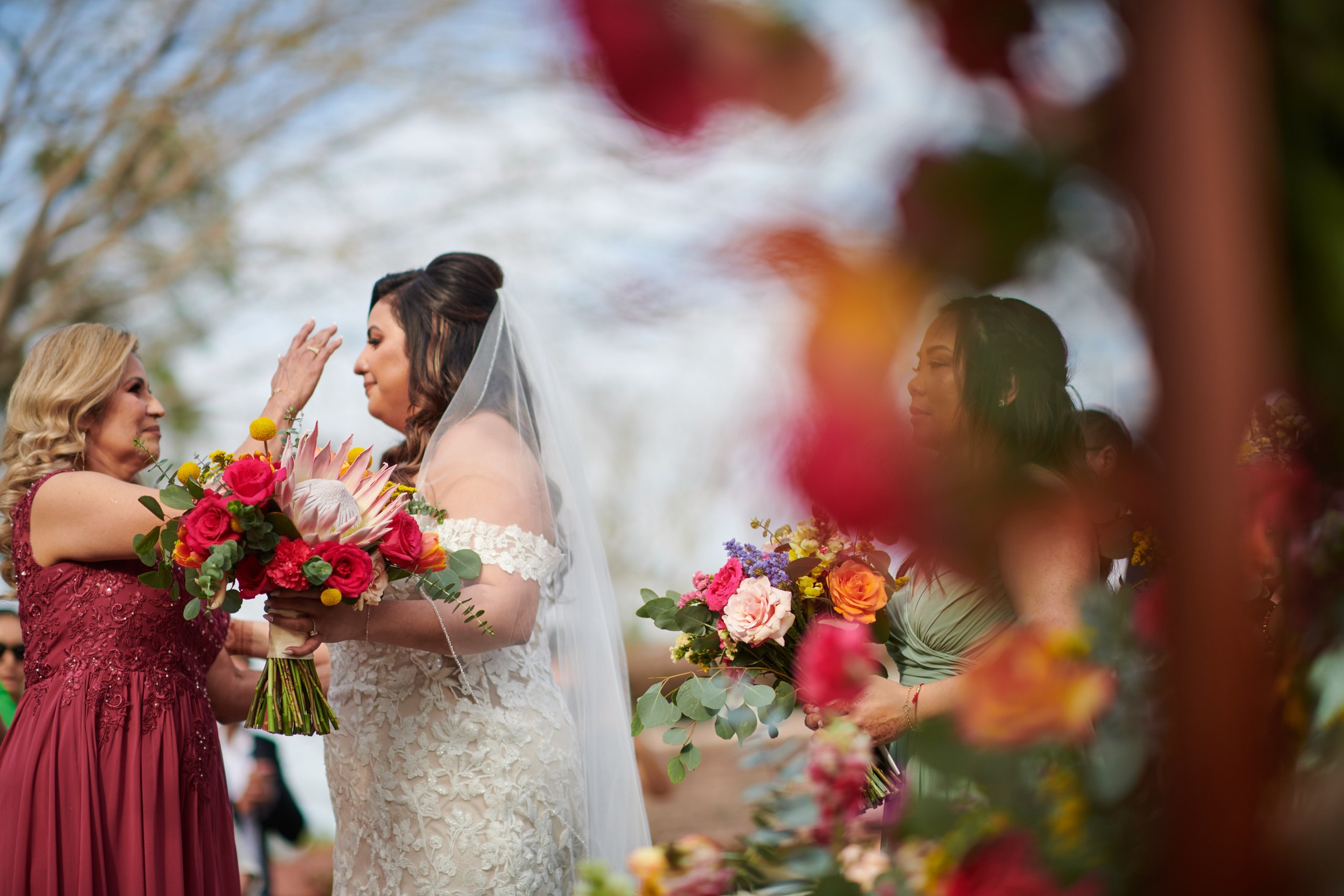 Boda india y mexicana en la destilería de agave Finca 18, Las Juntas, Puerto Vallarta — Raj & Jocelyn — photo 23