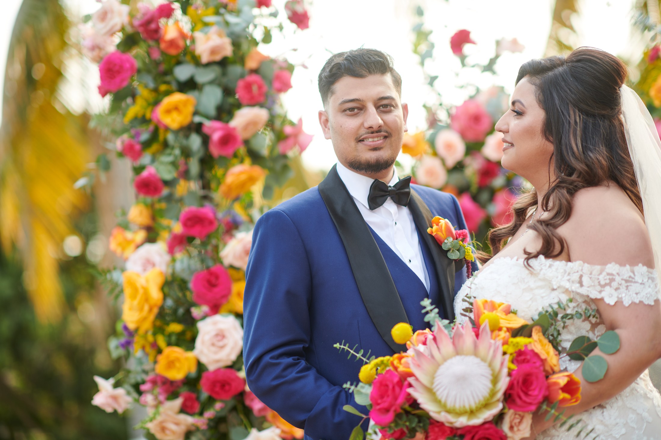 Boda india y mexicana en la destilería de agave Finca 18, Las Juntas, Puerto Vallarta — Raj & Jocelyn — photo 57